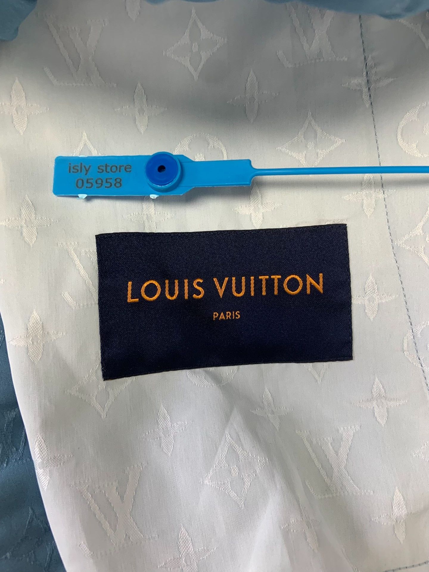 Louis Vuitton Louis Vuitton Clouds Monogram Hooded Jacket 44 Size US S / EU 44-46 / 1 - 6 Thumbnail