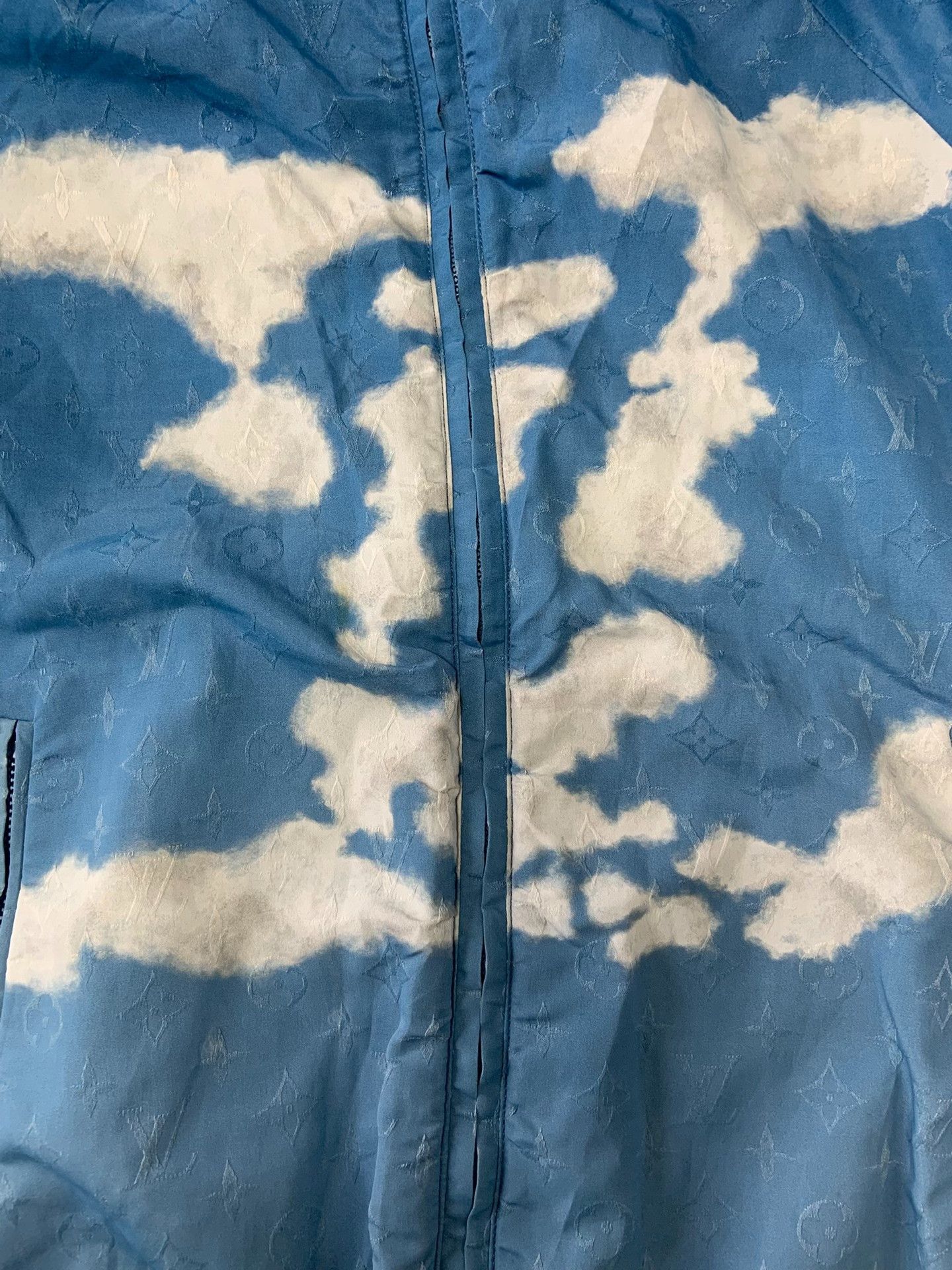 Louis Vuitton Louis Vuitton Clouds Monogram Hooded Jacket 44 Size US S / EU 44-46 / 1 - 4 Thumbnail