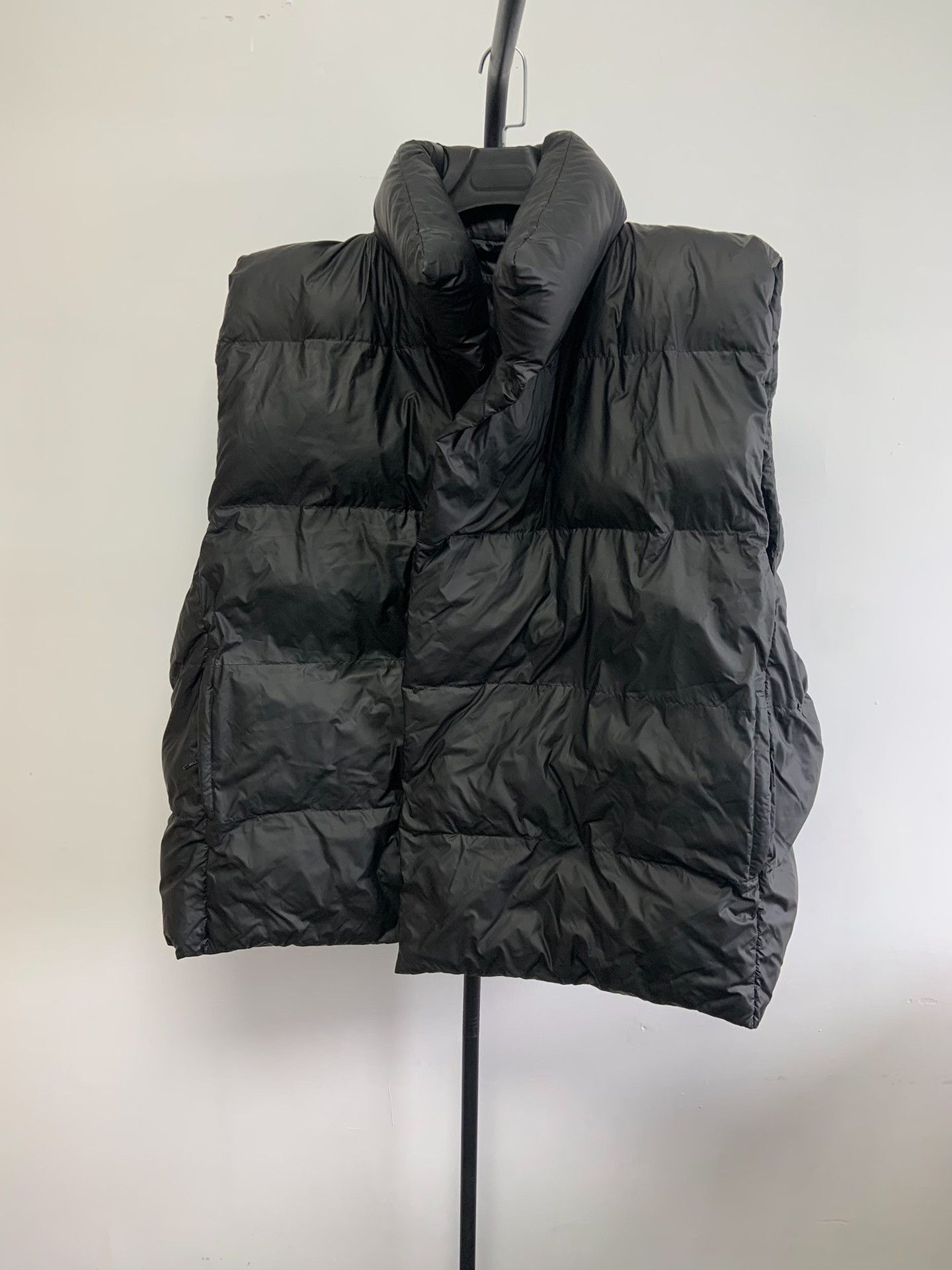 Balenciaga Balenciaga Logo Quilted Puffer Vest Size 2 Size US M / EU 48-50 / 2 - 3 Thumbnail
