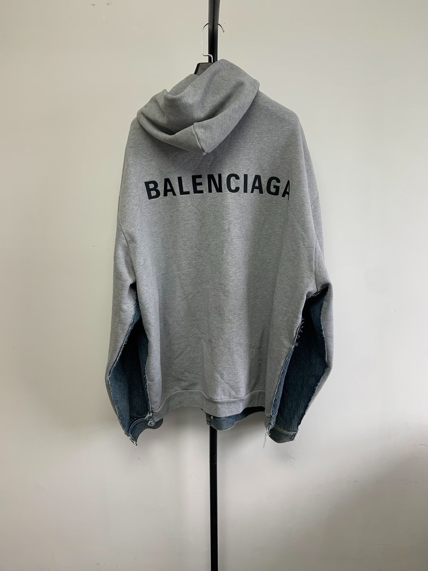 Balenciaga Balenciaga Hooded Hybrid Denim Jacket Size 2 Size US M / EU 48-50 / 2 - 2 Thumbnail