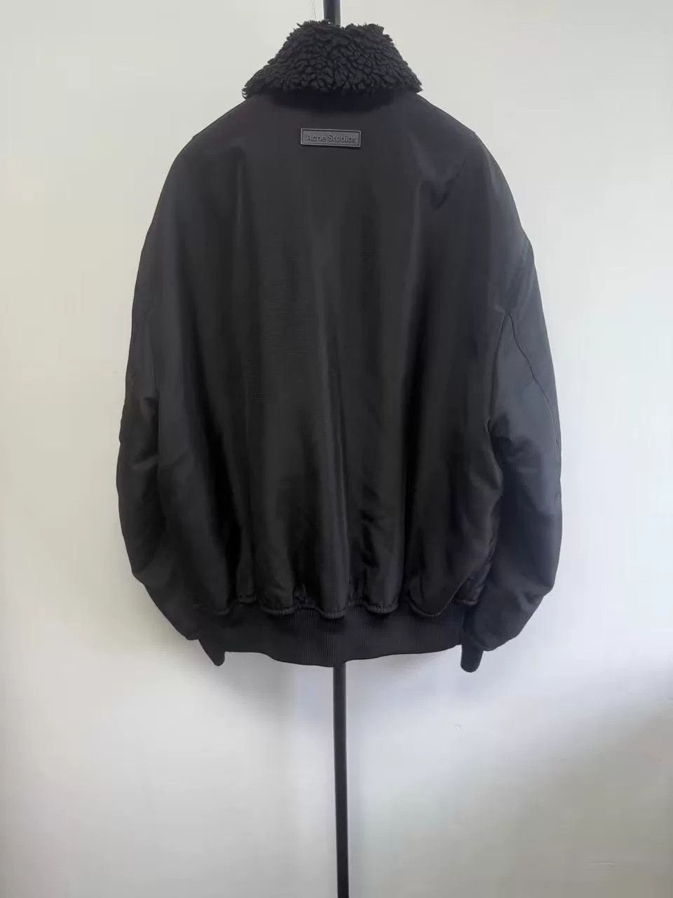 Acne Studios Acne Studios Faux Fur Collar Bomber Jacket M/L Size US M / EU 48-50 / 2 - 3 Thumbnail
