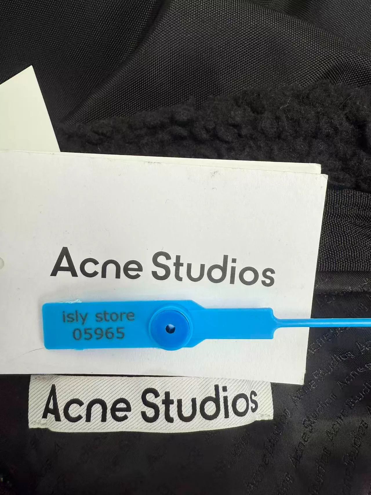 Acne Studios Acne Studios Faux Fur Collar Bomber Jacket M/L Size US M / EU 48-50 / 2 - 6 Thumbnail