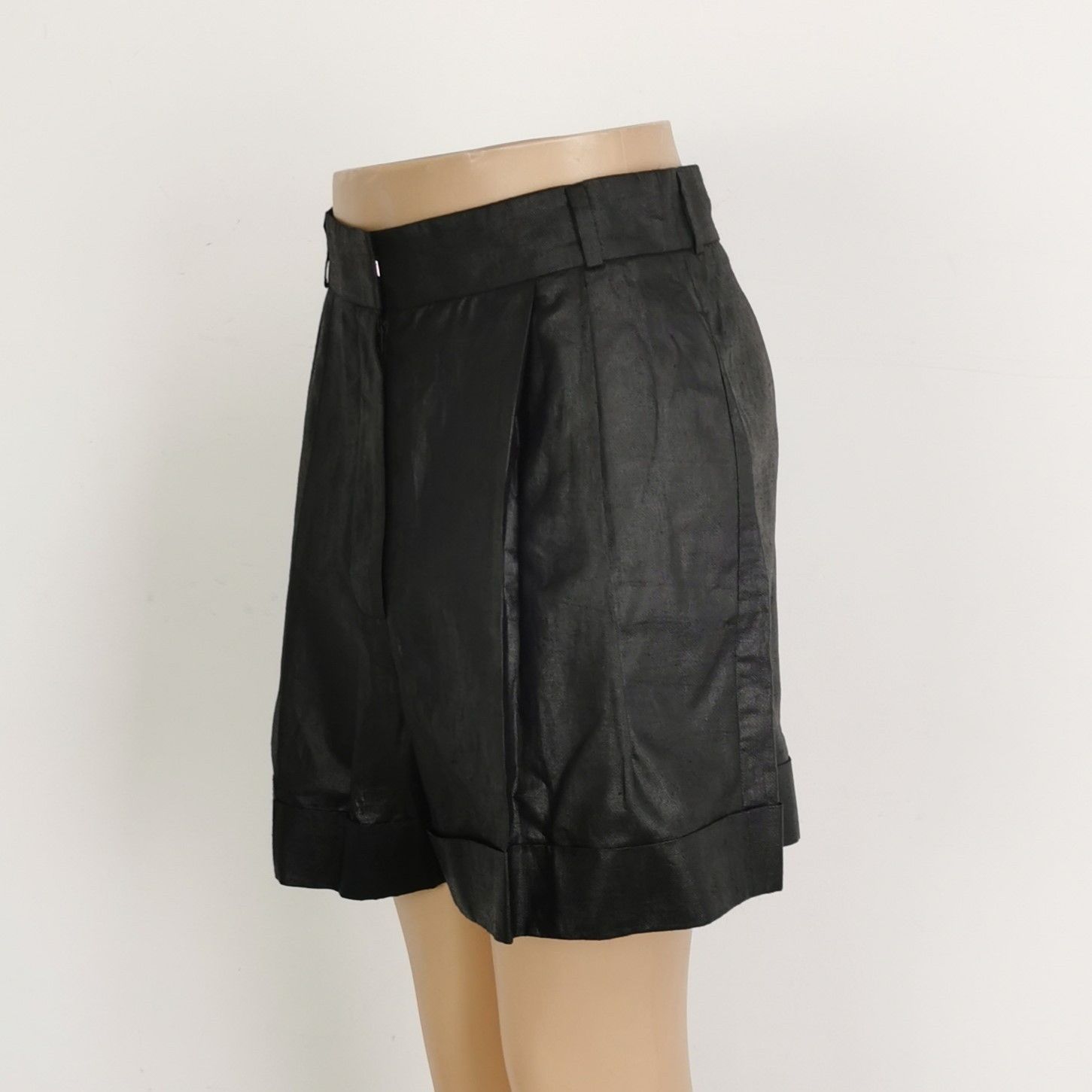 Alexander McQueen Alexander McQueen Women 28 Shorts Size 28" / US 6 / IT 42 - 2 Thumbnail