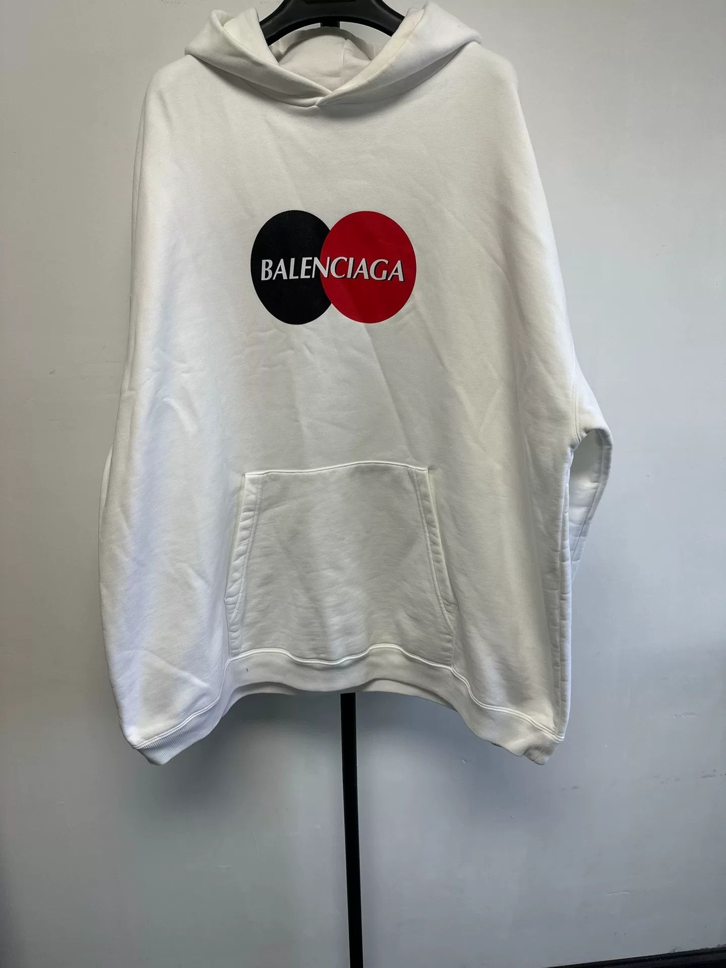 Balenciaga Balenciaga MasterCard Logo Hoodie White XS Size US XS / EU 42 / 0 - 2 Thumbnail