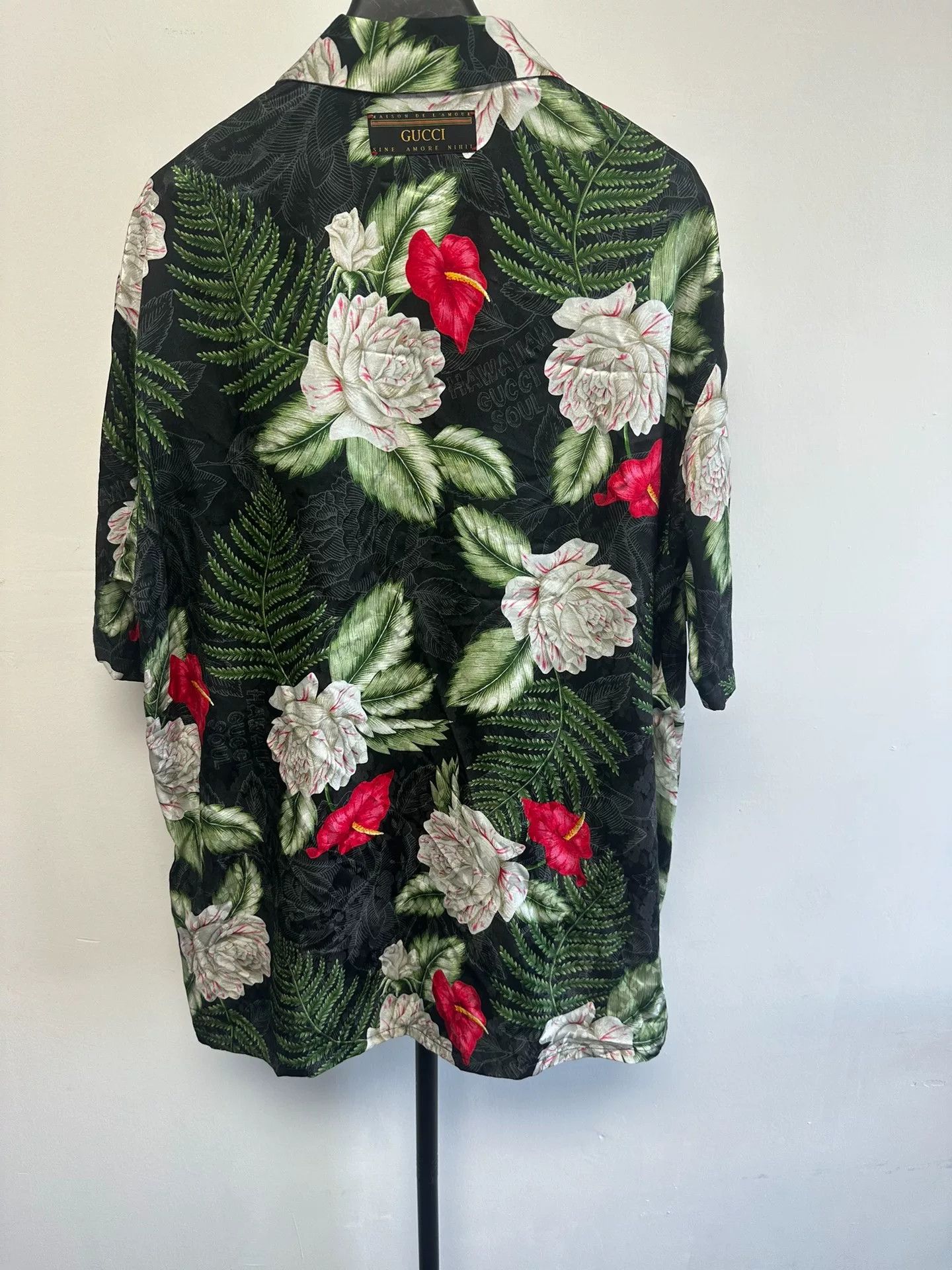 Gucci Gucci Floral Print Silk Blend Shirt Size 48 Size US M / EU 48-50 / 2 - 3 Thumbnail