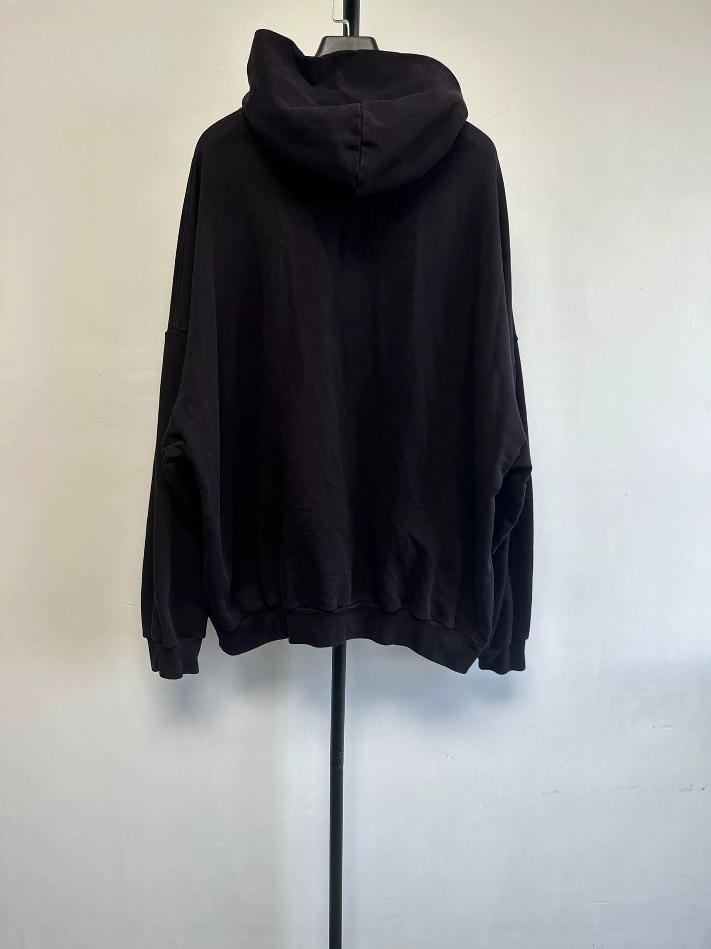 Balenciaga Balenciaga Black Round Hoodie Size 2 Size US M / EU 48-50 / 2 - 3 Thumbnail