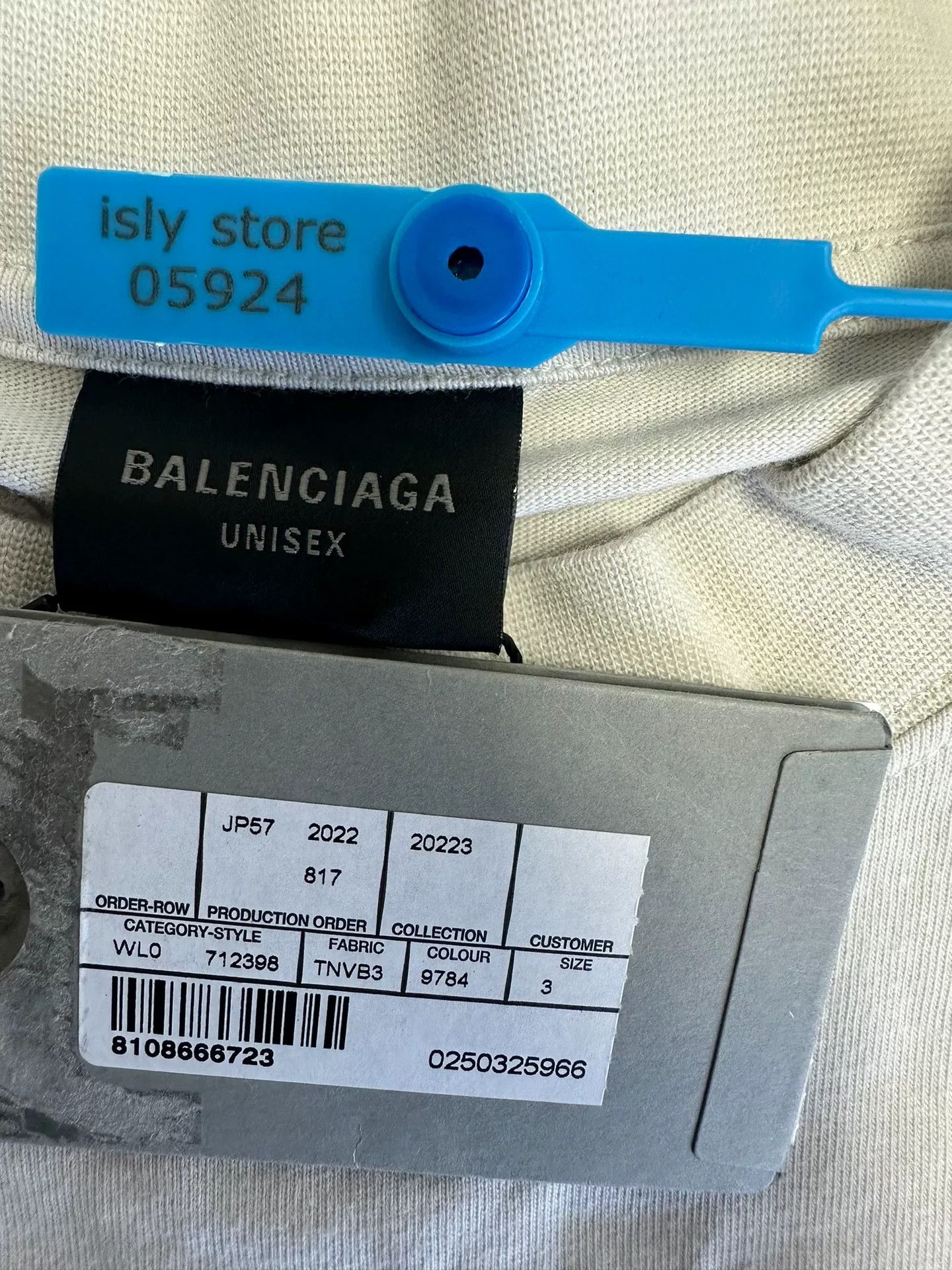 Balenciaga Balenciaga Apple Be Different Print T-Shirt Size 3 Size US L / EU 52-54 / 3 - 5 Thumbnail