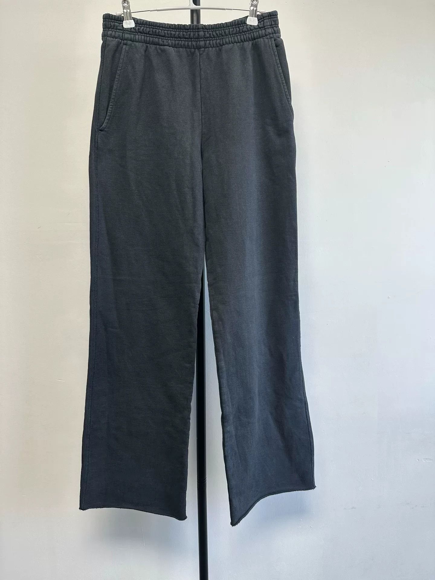 Acne Studios Acne Studios Black Cotton Sweatpants XS Size US 28 / EU 44 - 2 Thumbnail