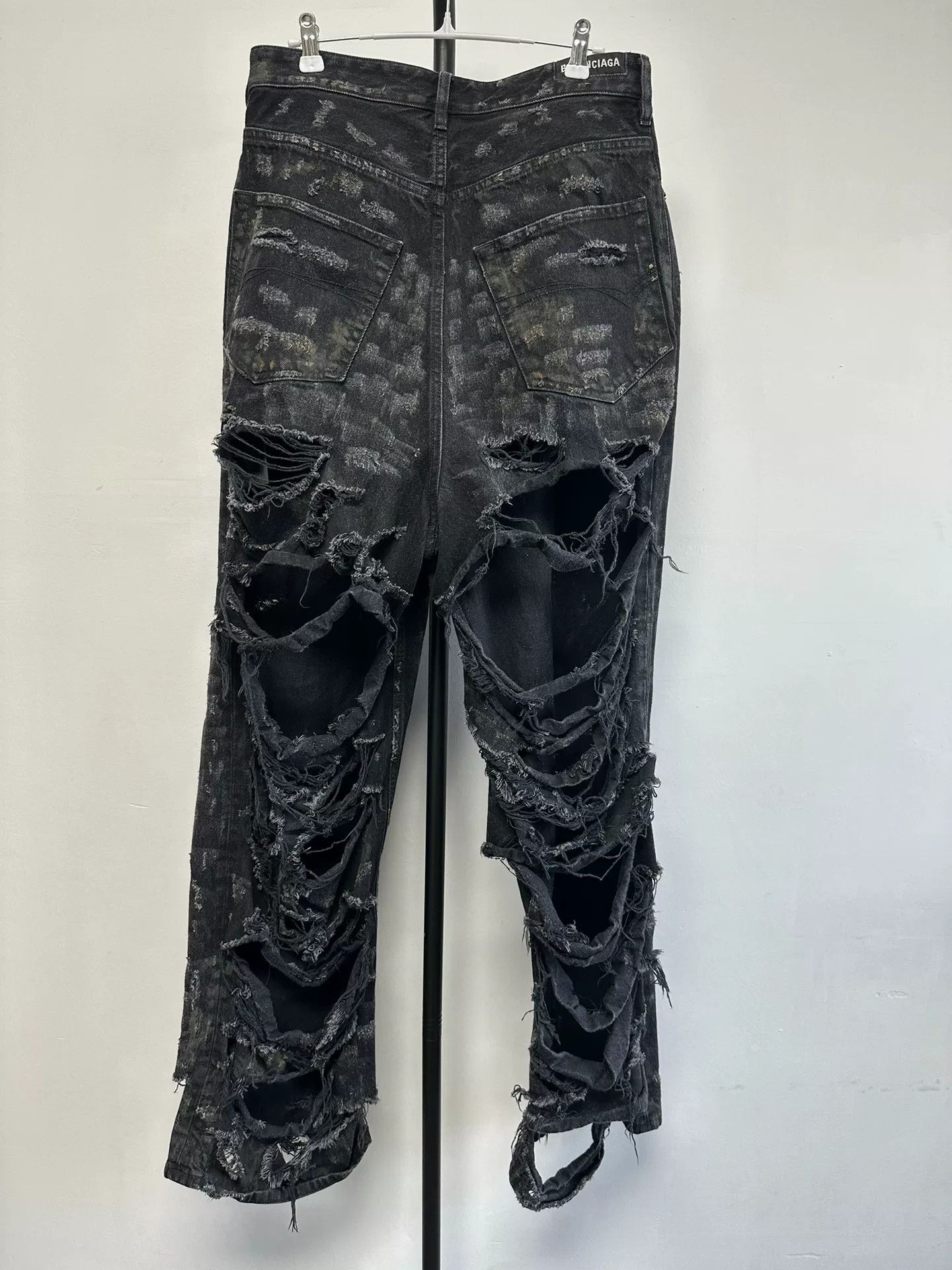 Balenciaga Balenciaga Distressed Denim Jeans XS Size US 28 / EU 44 - 3 Thumbnail
