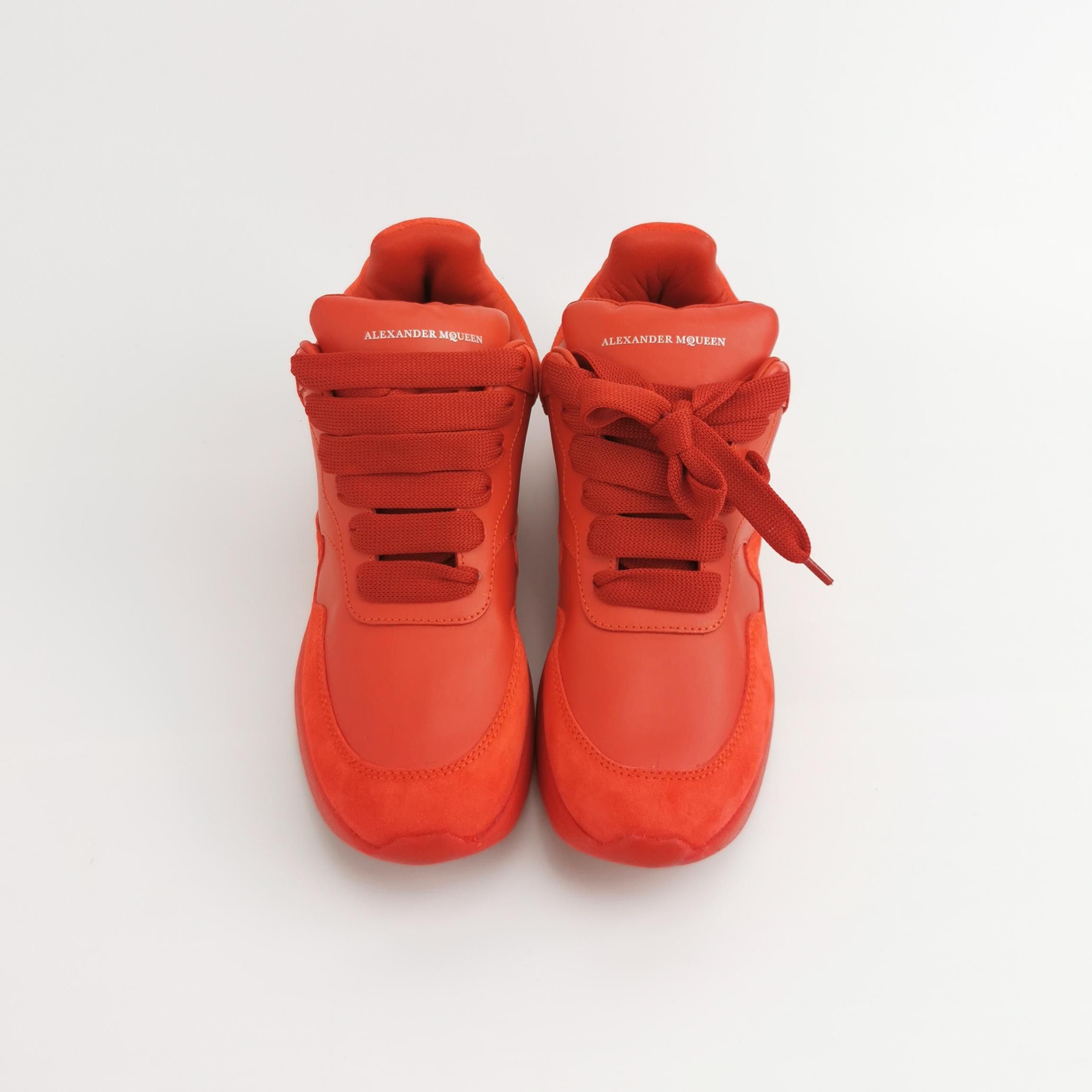 Alexander McQueen Alexander McQueen Women 5 Lowtop Sneakers Size US 5 / IT 35 - 3 Thumbnail