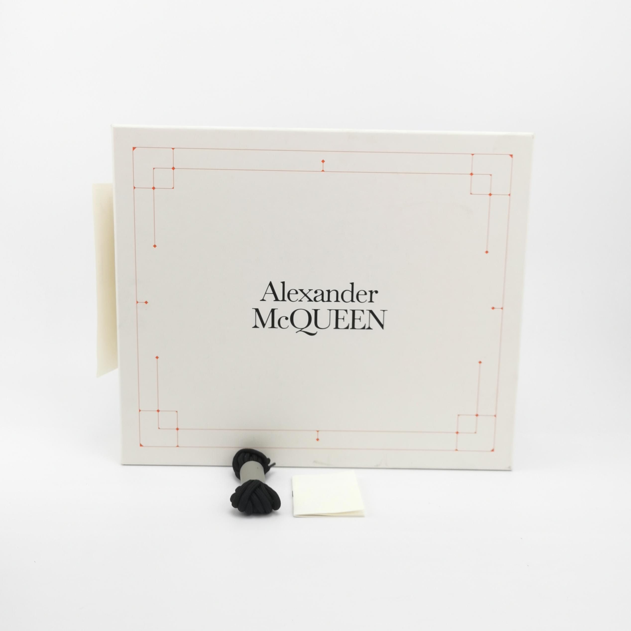 Alexander McQueen Alexander McQueen Women 7 Boots Size US 7 / IT 37 - 6 Thumbnail