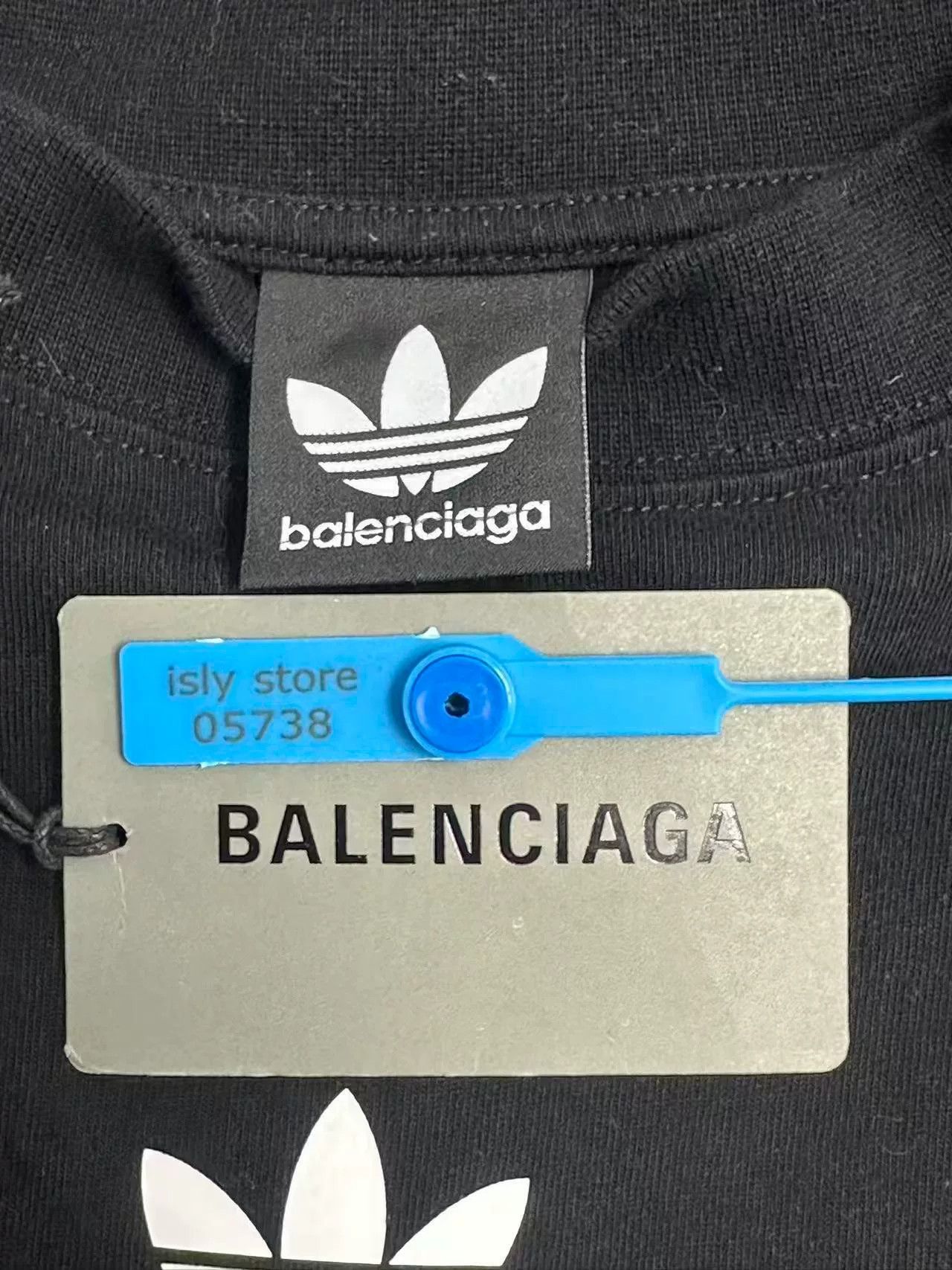 Balenciaga Balenciaga x Adidas Logo Long Sleeve T-Shirt 2 Size US M / EU 48-50 / 2 - 5 Thumbnail