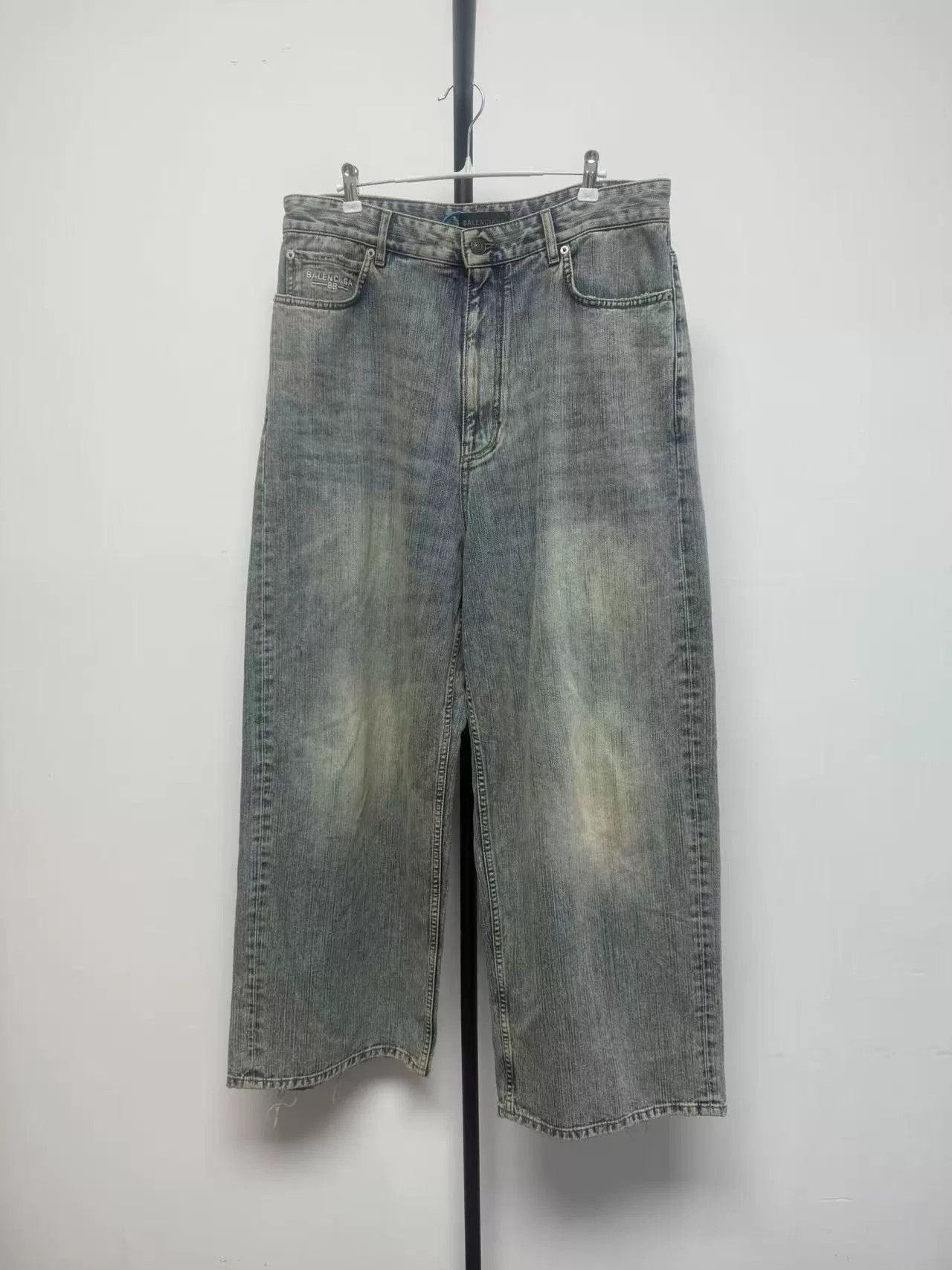 Balenciaga Balenciaga Distressed Straight Denim Jeans M Size US 32 / EU 48 - 2 Thumbnail