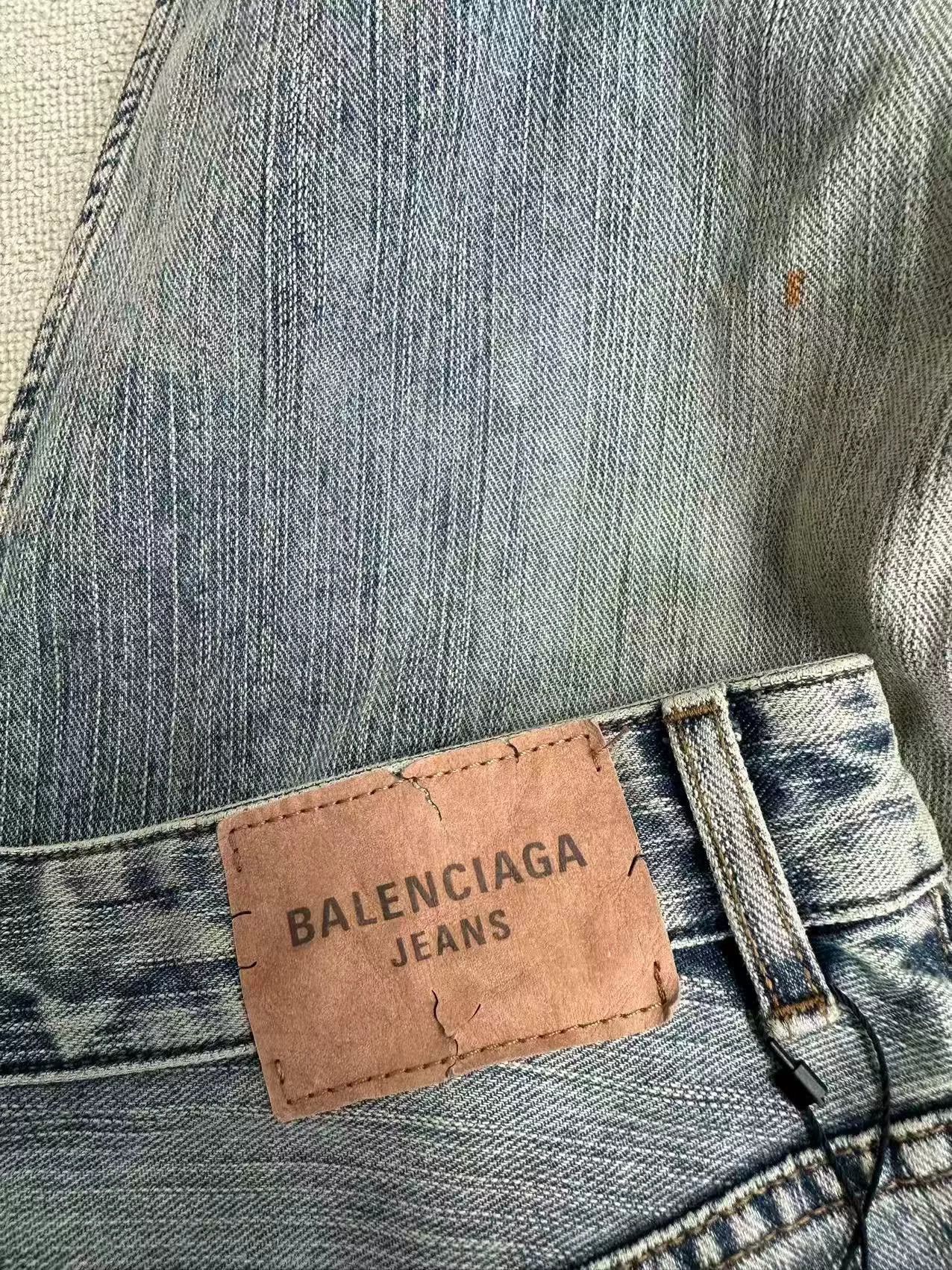 Balenciaga Balenciaga Distressed Straight Denim Jeans M Size US 32 / EU 48 - 4 Thumbnail