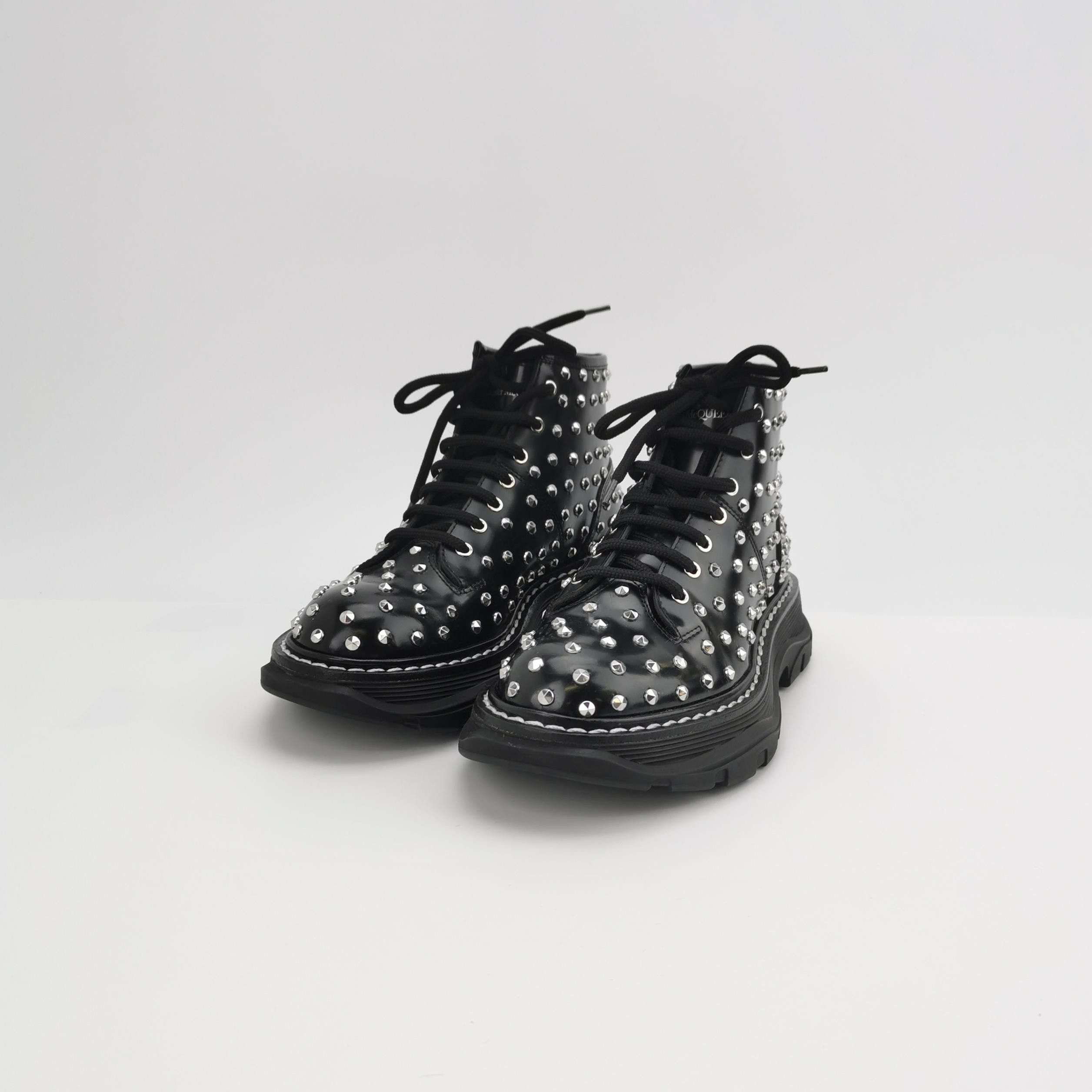 Alexander McQueen Alexander McQueen Women 5 Boots Size US 5 / IT 35 - 2 Thumbnail