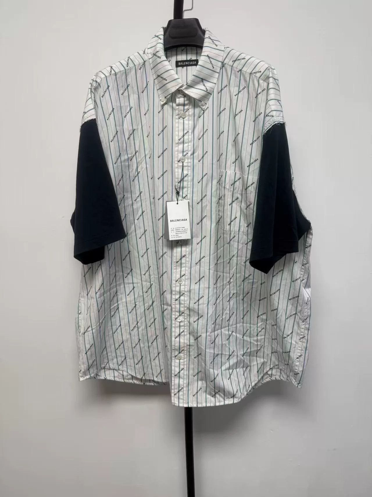 Balenciaga Balenciaga Logo Print Striped Shirt Size 40 Size US M / EU 48-50 / 2 - 2 Thumbnail