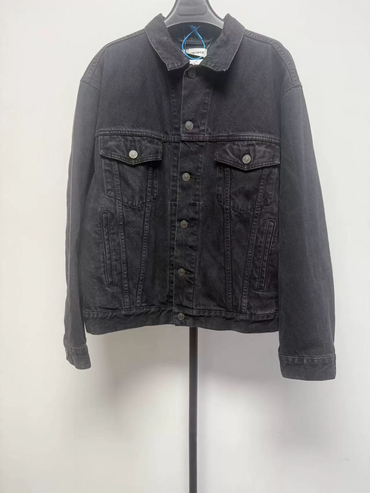 Balenciaga Balenciaga Rhinestone Logo Denim Jacket 36 Size XS / US 0-2 / IT 36-38 - 3 Thumbnail