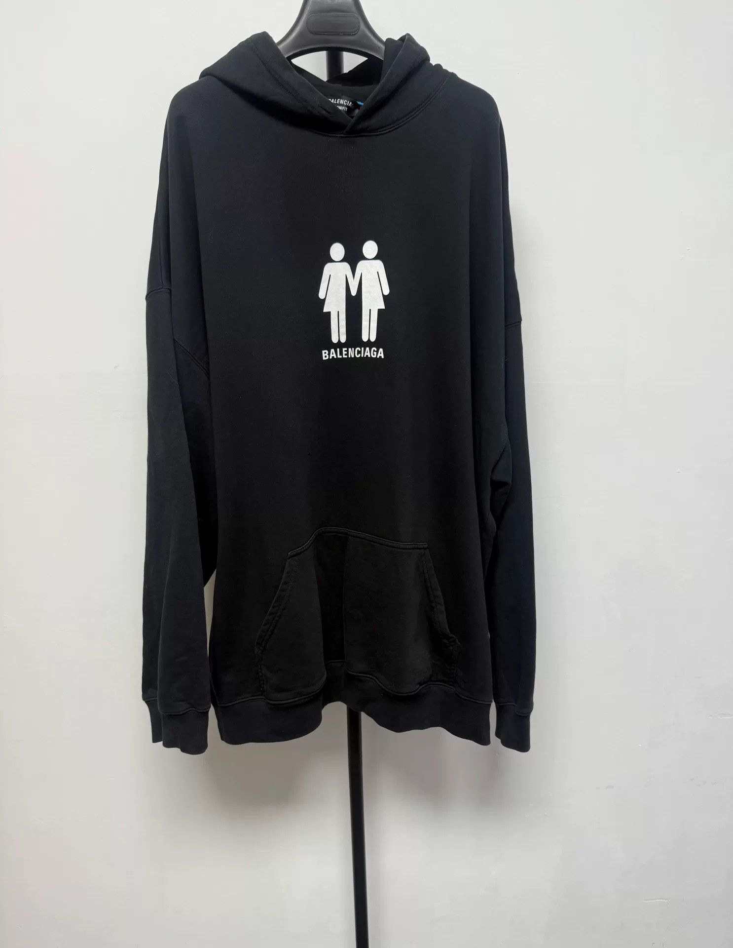 Balenciaga Balenciaga Pride 2022 Multi Flag Graphic Hoodie Size S Size US S / EU 44-46 / 1 - 2 Thumbnail