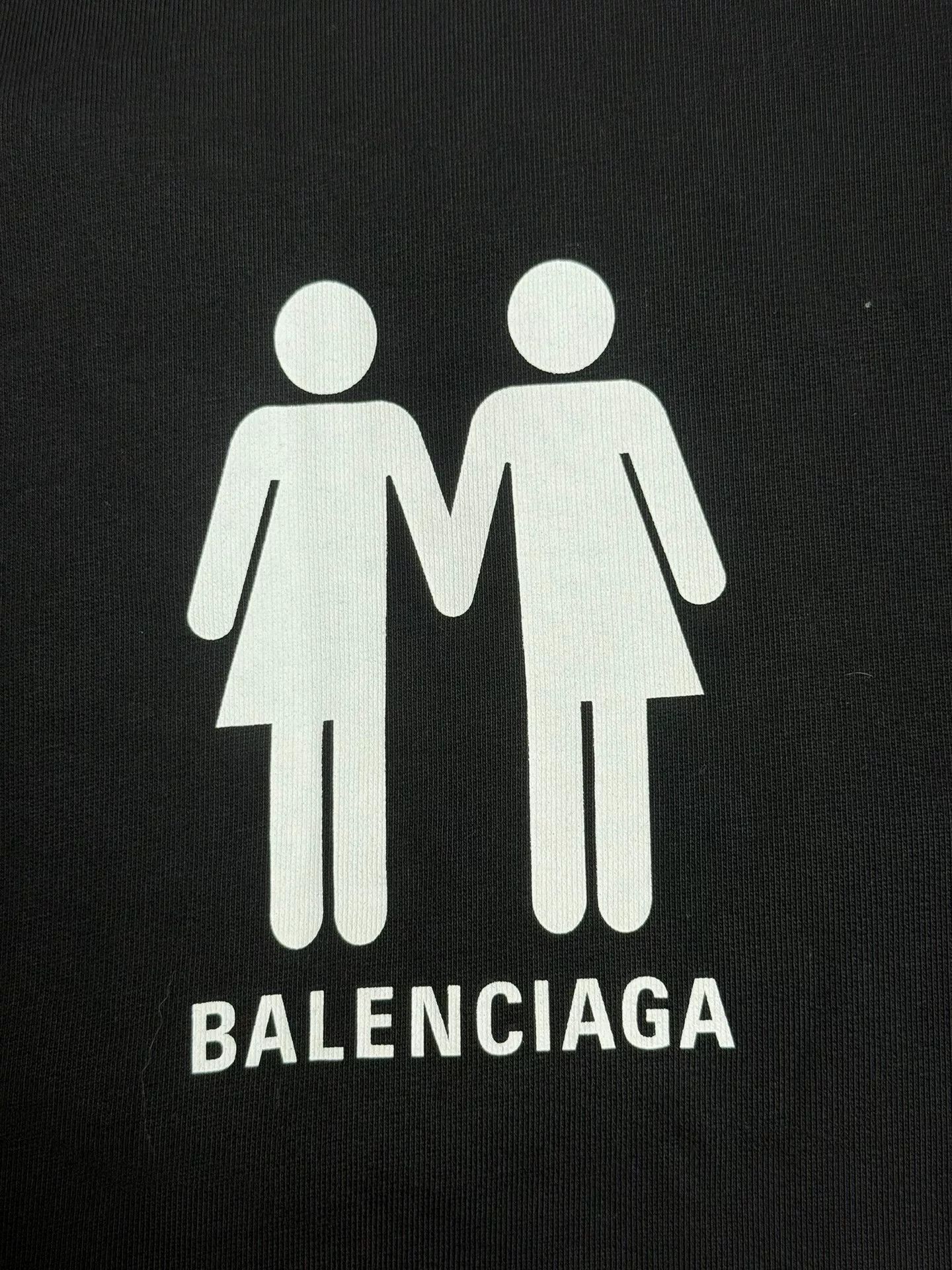 Balenciaga Balenciaga Pride 2022 Multi Flag Graphic Hoodie Size S Size US S / EU 44-46 / 1 - 6 Thumbnail