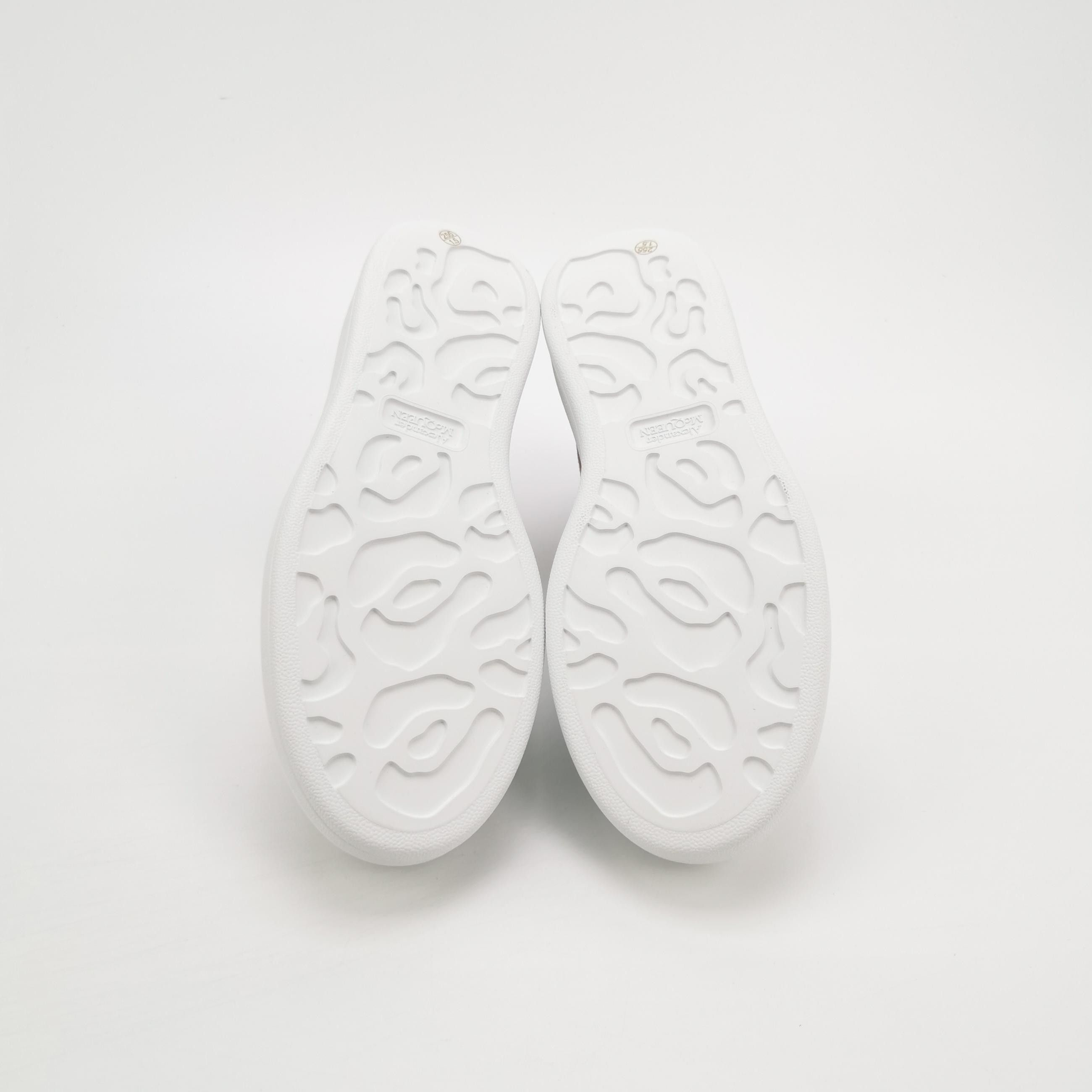 Alexander McQueen Alexander McQueen Women 9 Lowtop Sneakers Size US 9 / IT 39 - 5 Thumbnail