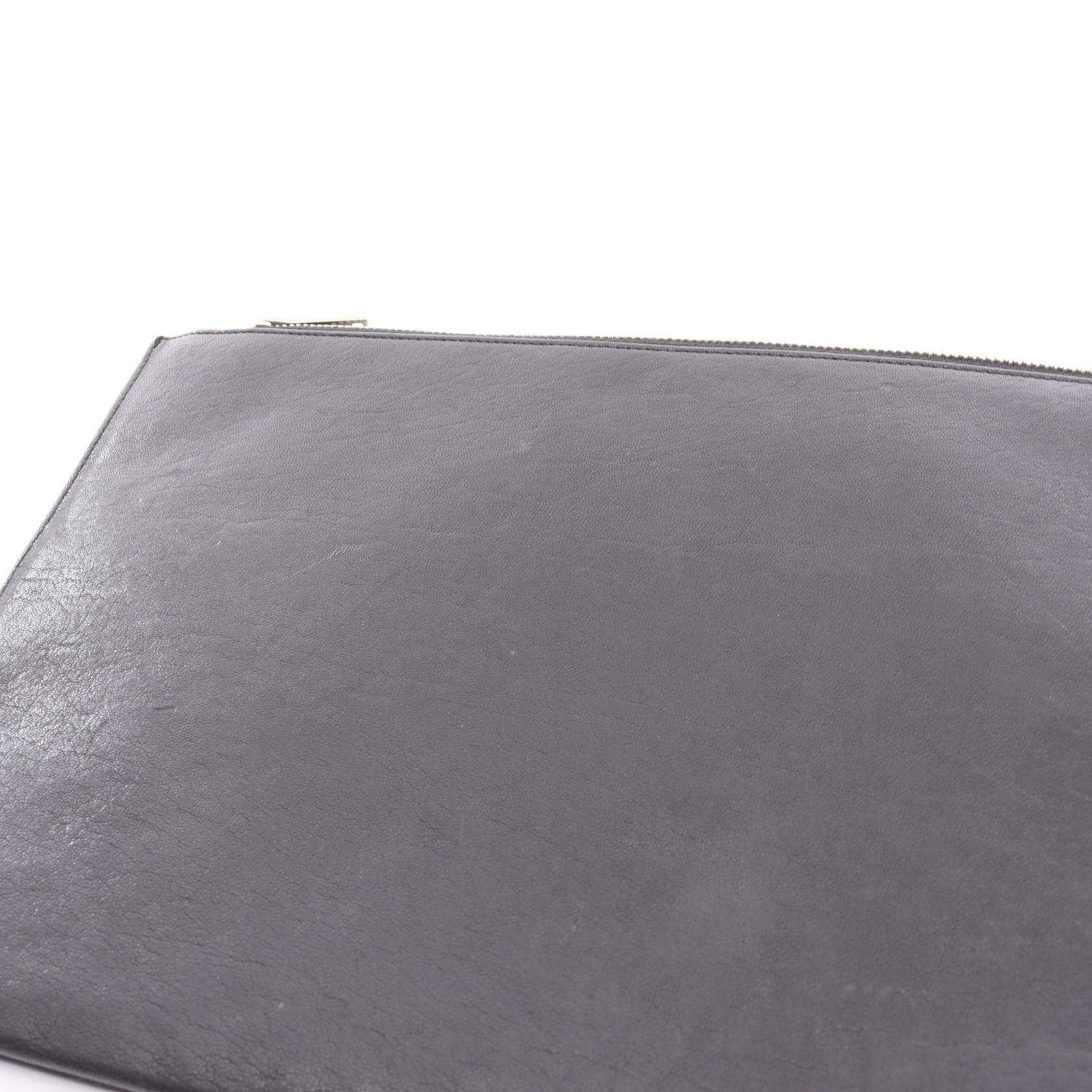 Yves Saint Laurent Yves Saint Laurent Saint Laurent Paris Leather Clutch Bag Leather Clutch Bag 397295 DUTY FREE for USA Size ONE SIZE - 8 Thumbnail
