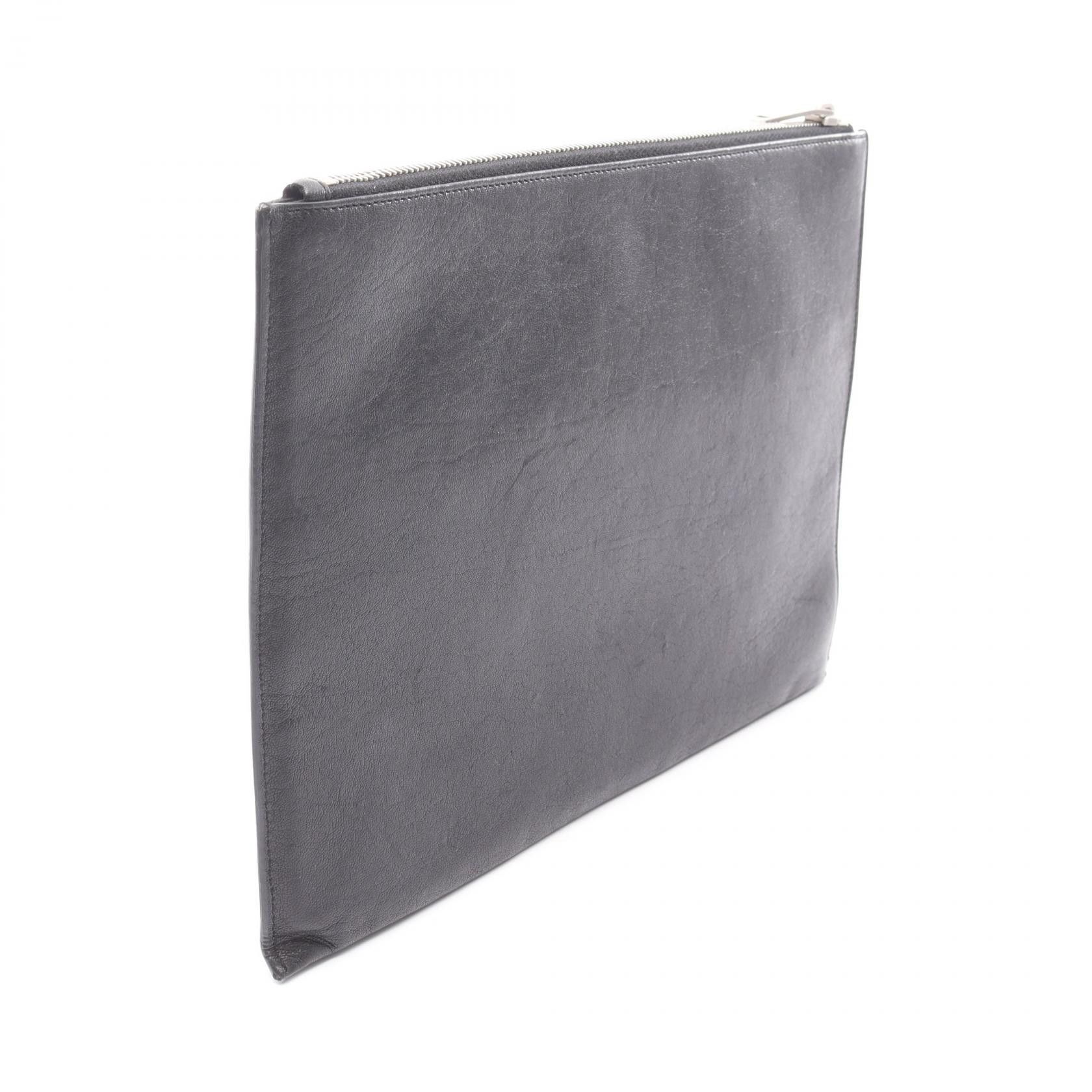 Yves Saint Laurent Yves Saint Laurent Saint Laurent Paris Leather Clutch Bag Leather Clutch Bag 397295 DUTY FREE for USA Size ONE SIZE - 2 Thumbnail