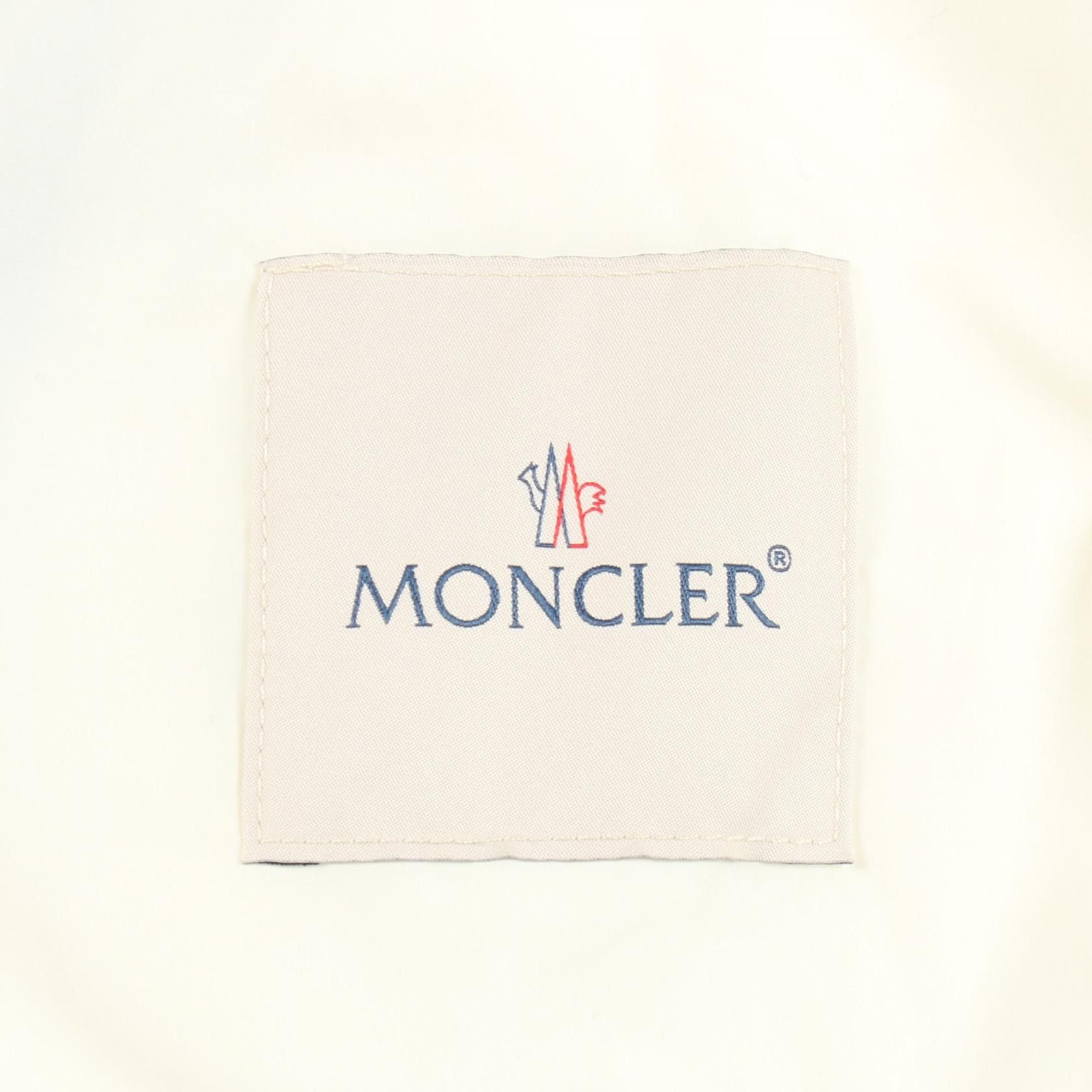 Moncler Moncler Moncler LIME Nylon Outerwear Textile Outerwear 1A70500 DUTY FREE for USA Size ONE SIZE - 3 Thumbnail