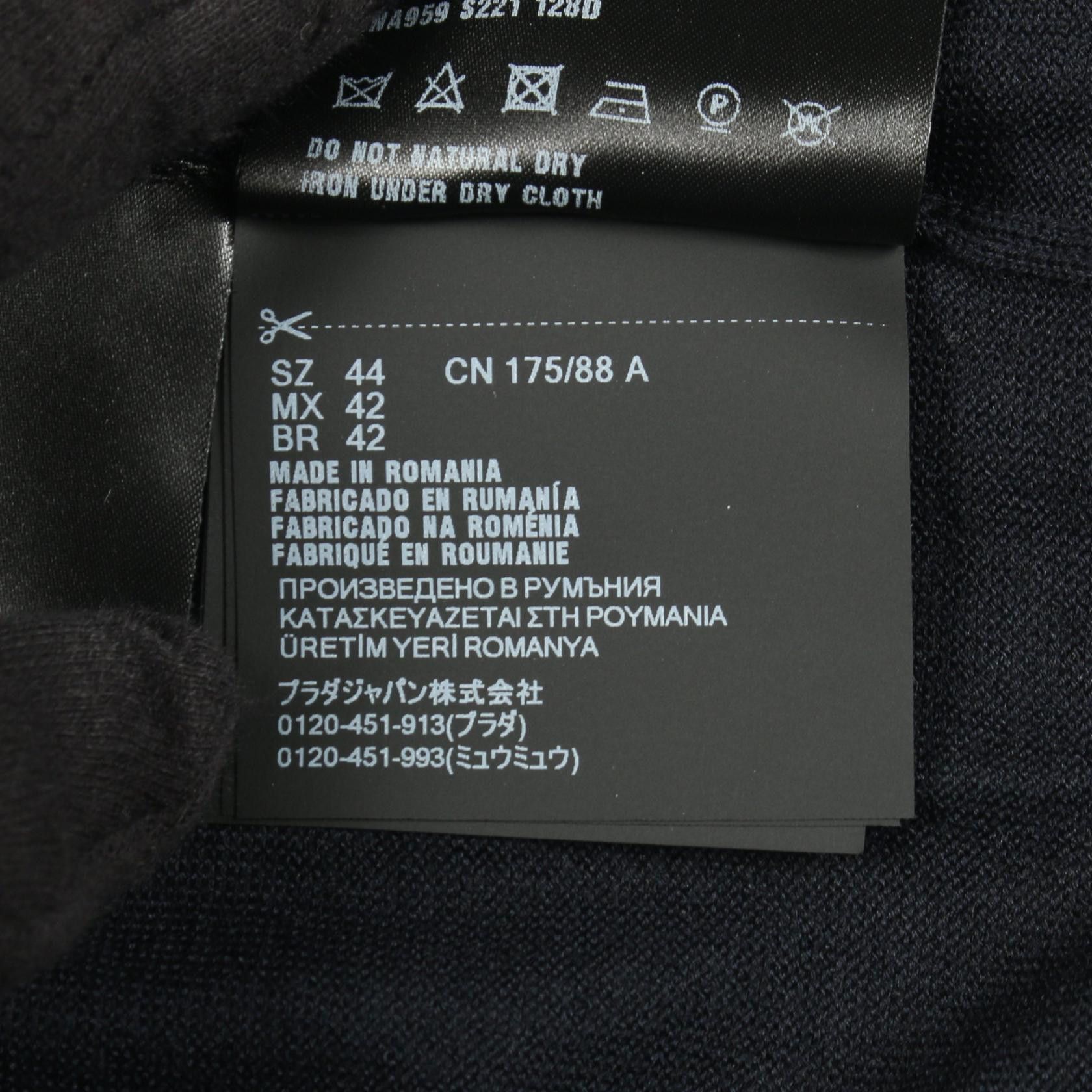 Prada Prada Prada Wool Cardigan Textile Tops DNA959 DUTY FREE for USA Size ONE SIZE - 5 Thumbnail