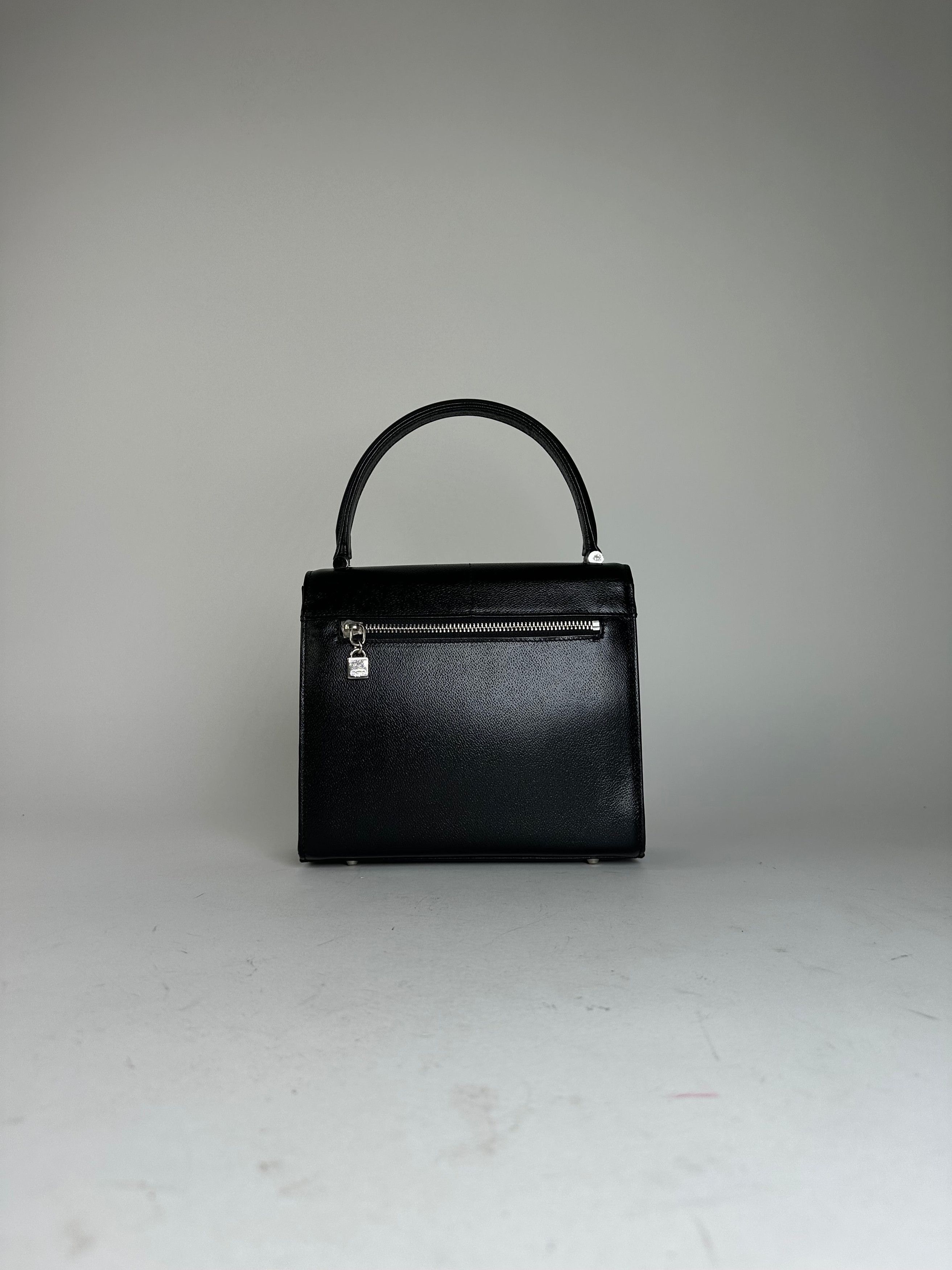 Courreges Vintage Courrèges Top Handle Bag Leather Black Size ONE SIZE - 12 Thumbnail