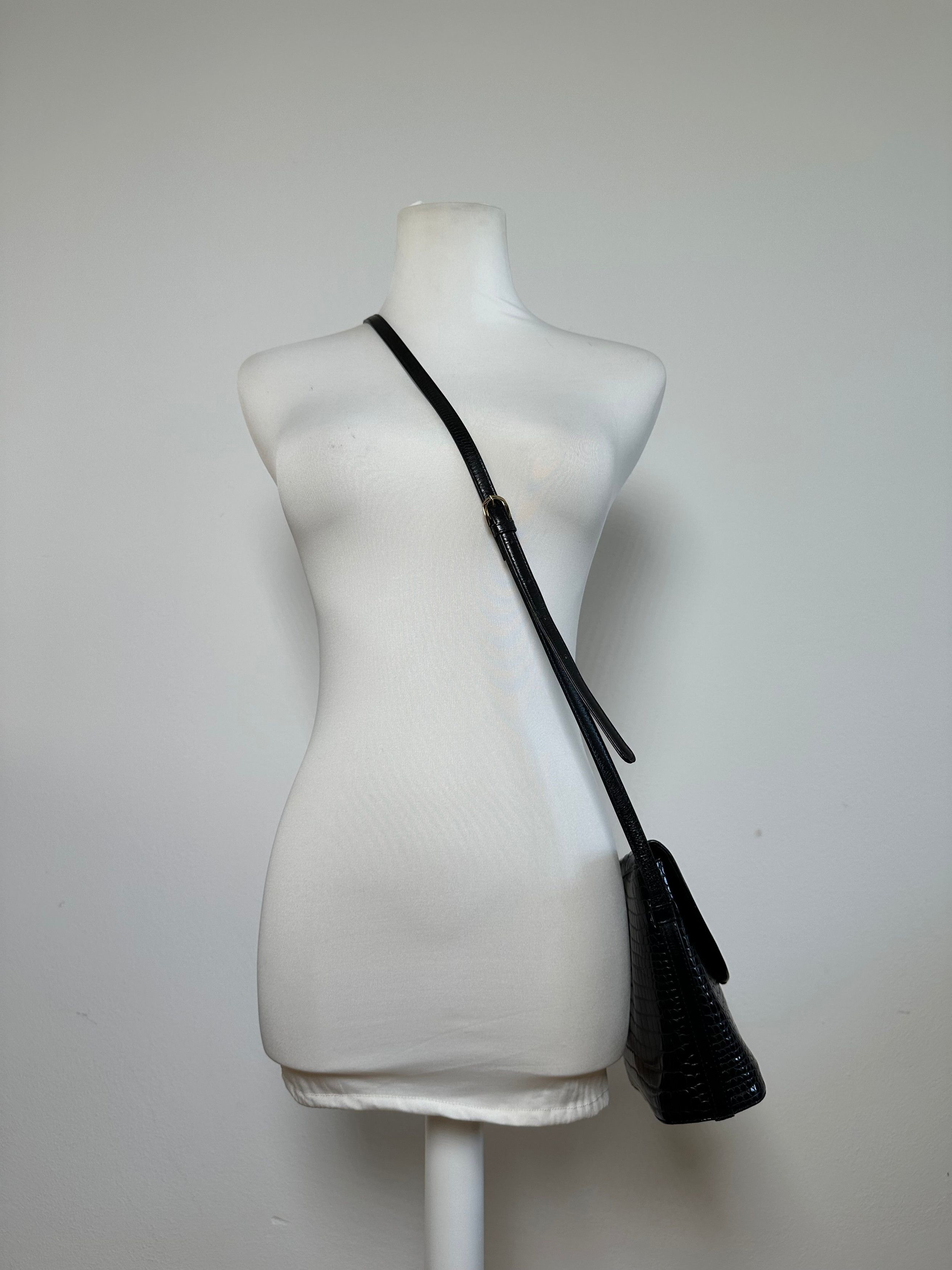 Courreges Vintage Embossed Leather Shoulder Bag Black Size ONE SIZE - 7 Thumbnail