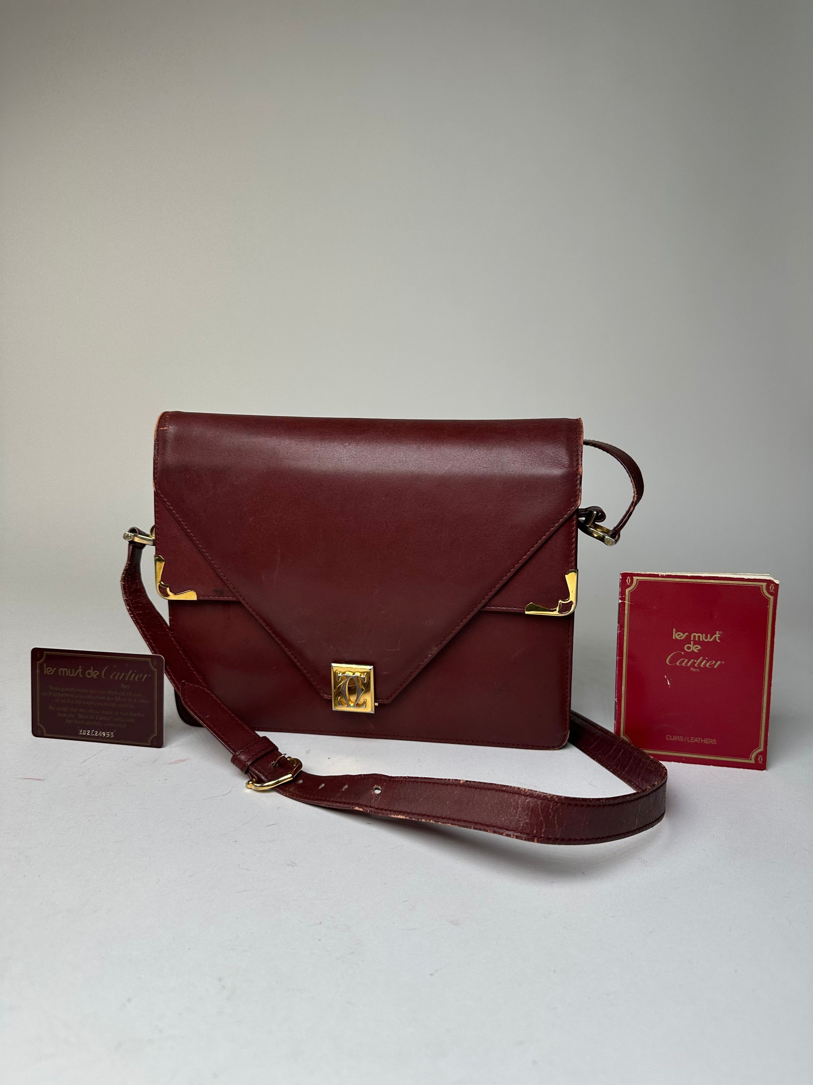 Cartier Vintage Must Envelope Shoulder Bag Leather Burgundy Size ONE SIZE - 13 Thumbnail