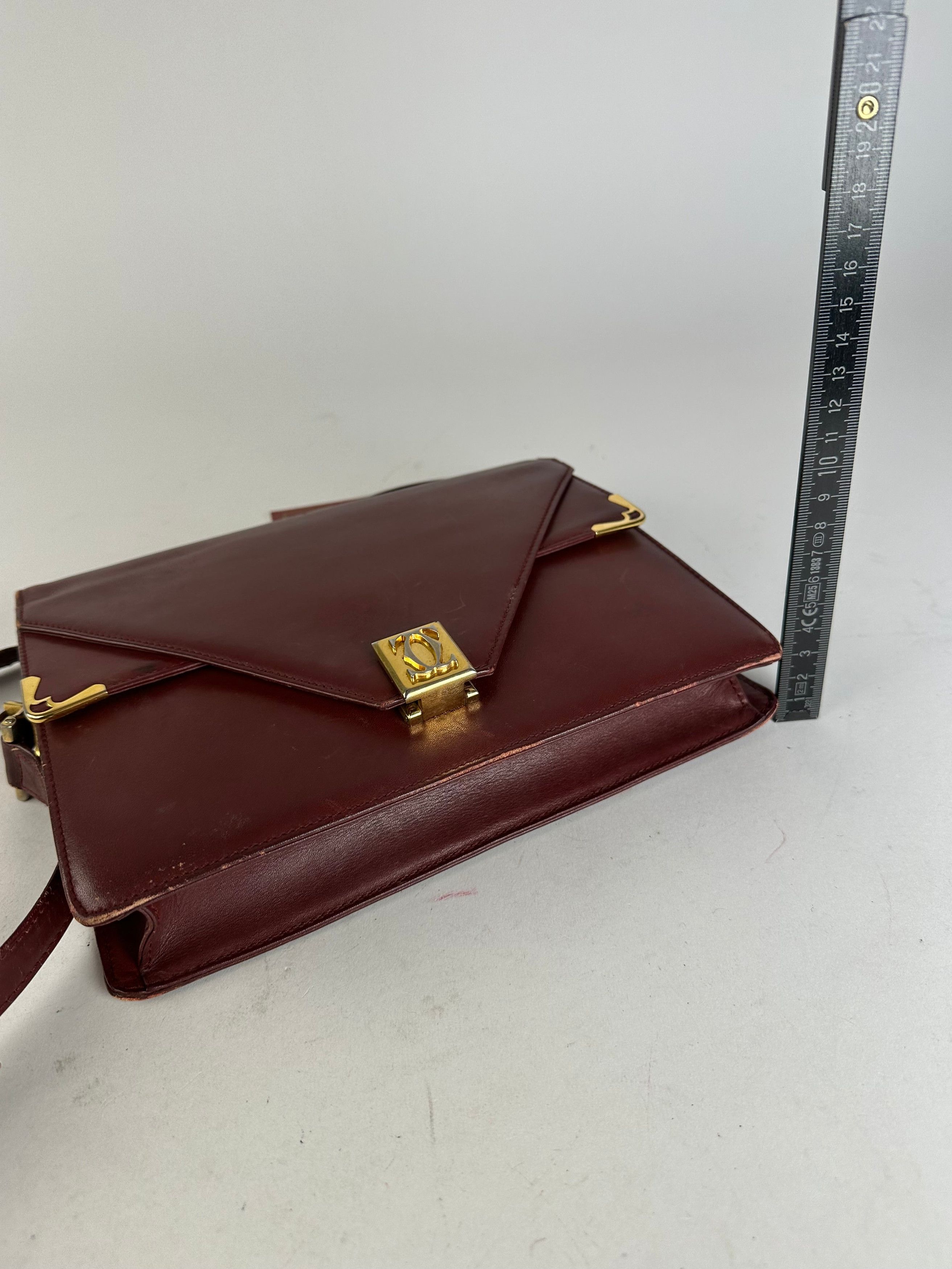 Cartier Vintage Must Envelope Shoulder Bag Leather Burgundy Size ONE SIZE - 11 Thumbnail