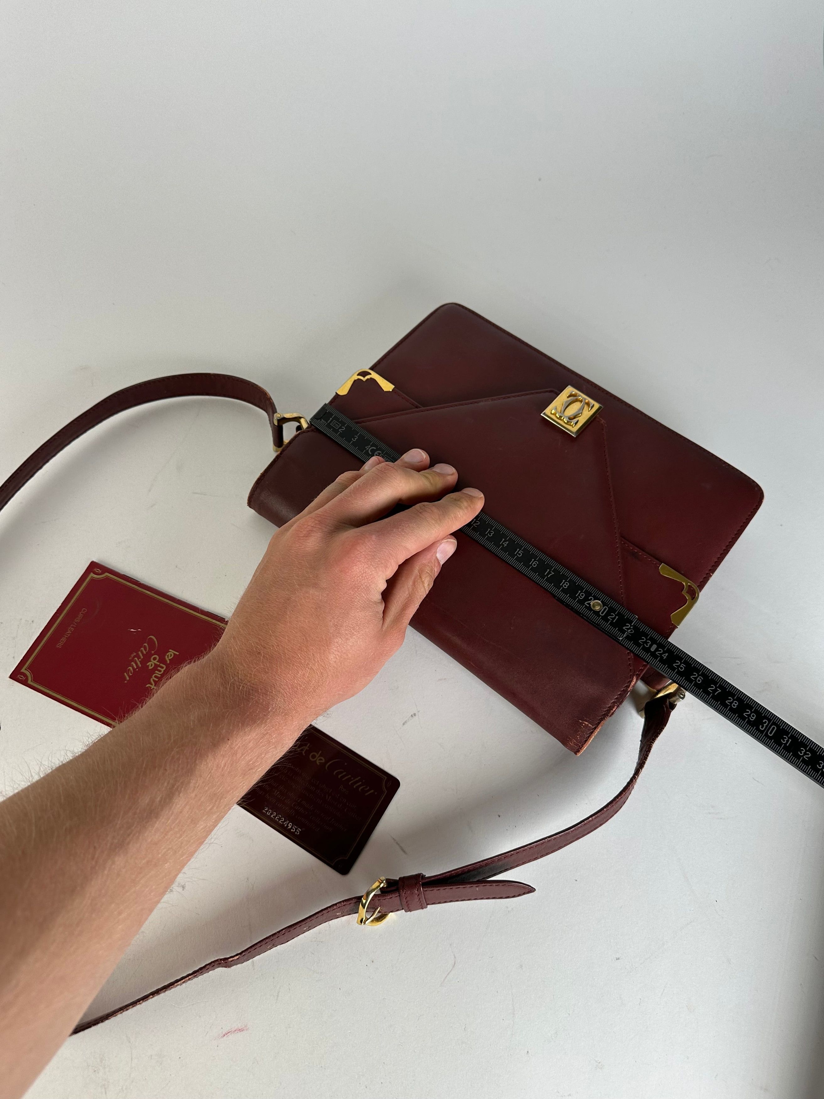 Cartier Vintage Must Envelope Shoulder Bag Leather Burgundy Size ONE SIZE - 9 Thumbnail