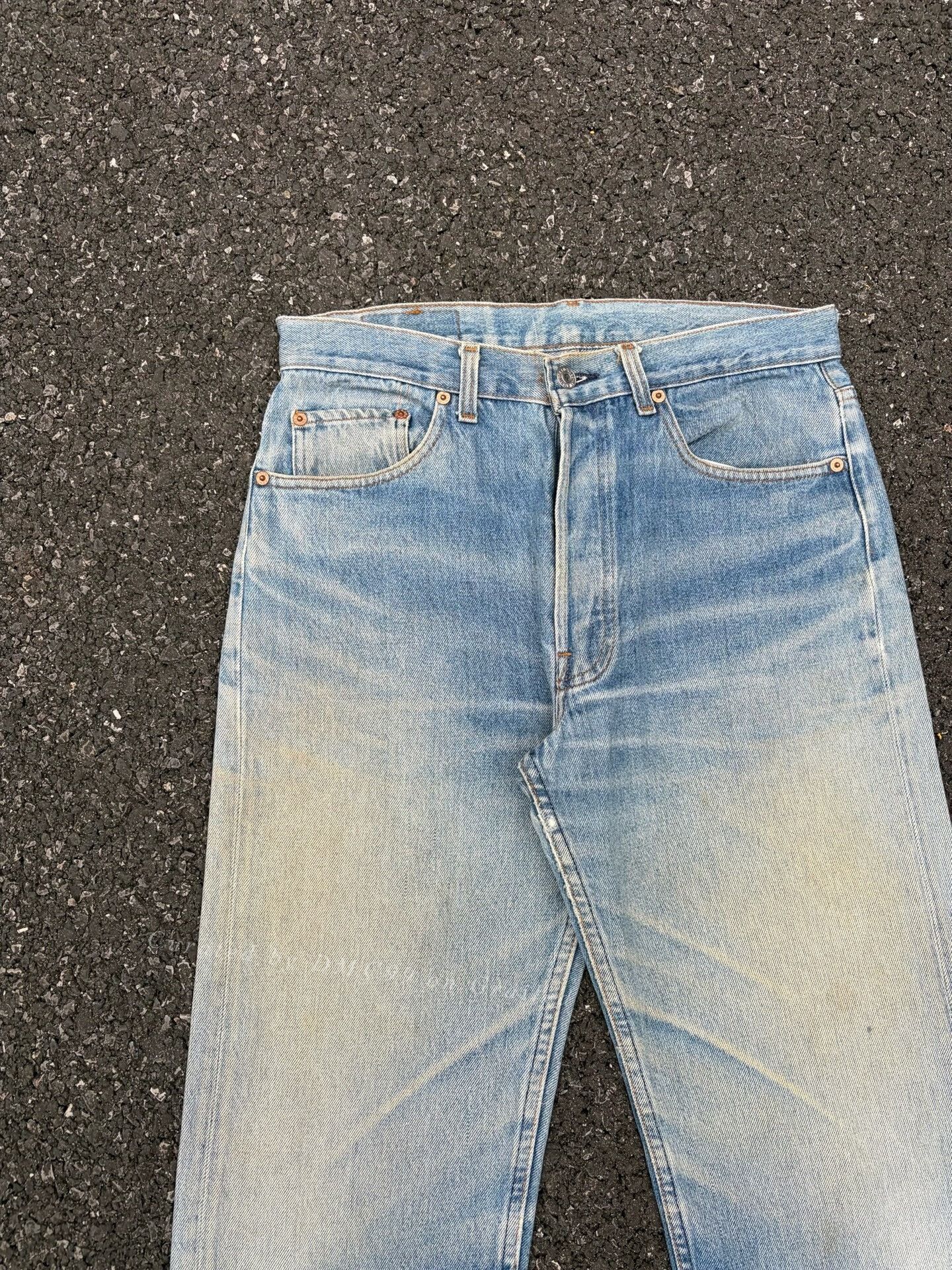Vintage Vintage Levis 501 90s Washed Blue Jeans Size US 32 / EU 48 - 3 Thumbnail