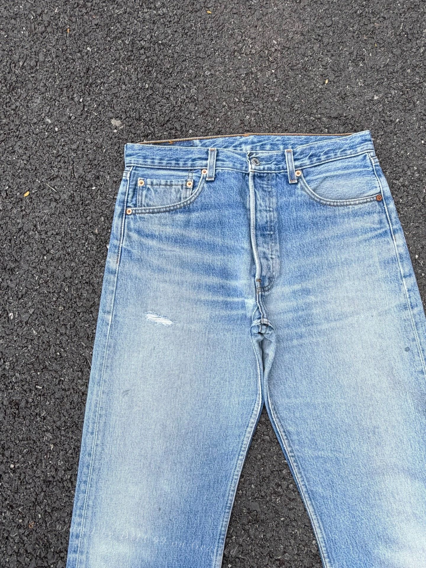 Vintage Vintage Levis 501 Washed Blue Jeans Size US 33 - 3 Thumbnail