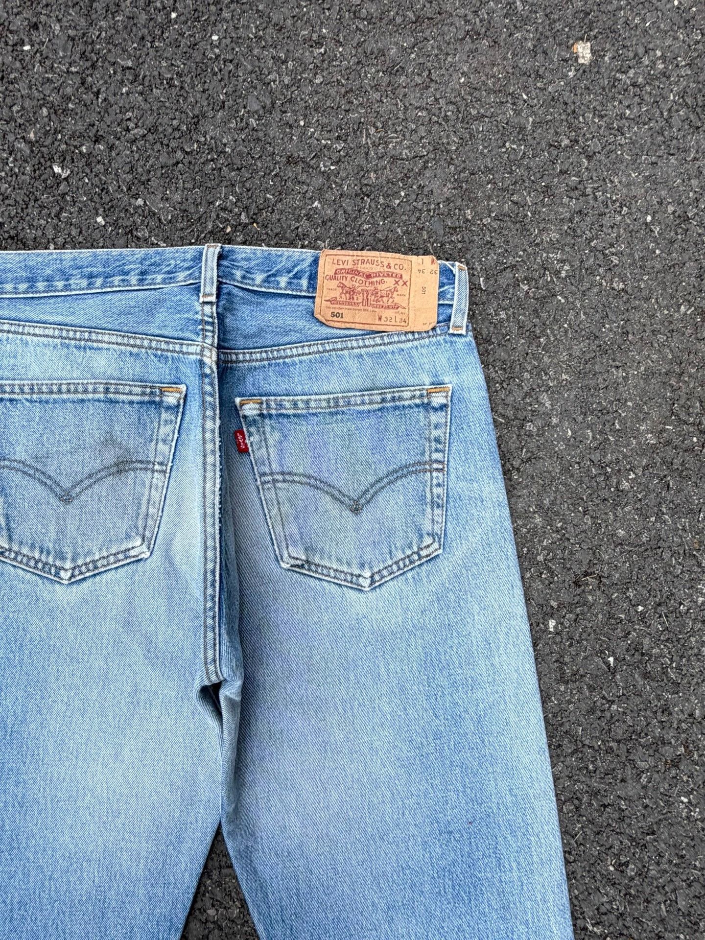 Vintage Vintage Levis 501 Washed Blue Jeans Size US 33 - 8 Thumbnail