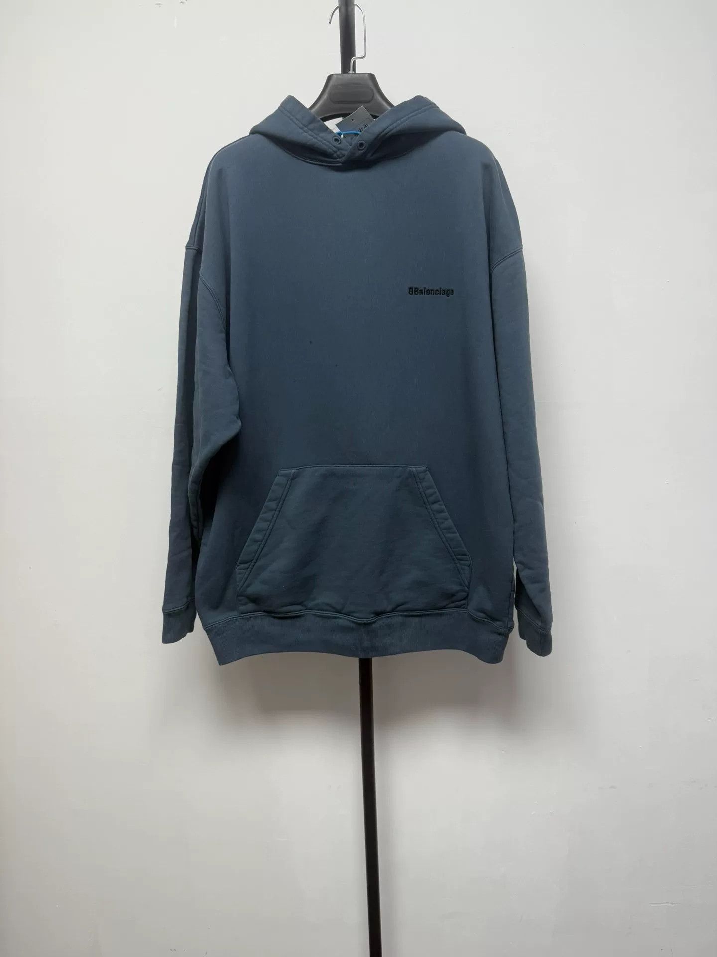 Balenciaga Balenciaga Embroidered Logo Hoodie Blue Size S Size US S / EU 44-46 / 1 - 2 Thumbnail