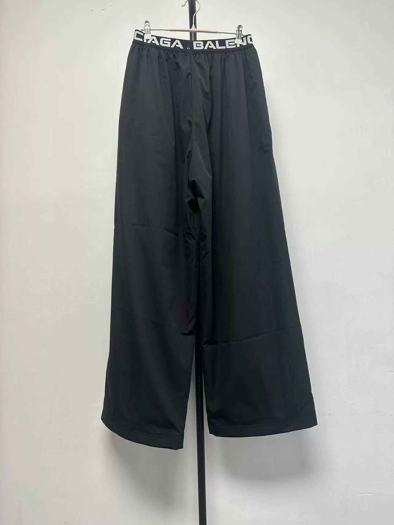 Balenciaga Balenciaga x Under Armour Logo Sweatpants 44 Size US 28 / EU 44 - 3 Thumbnail