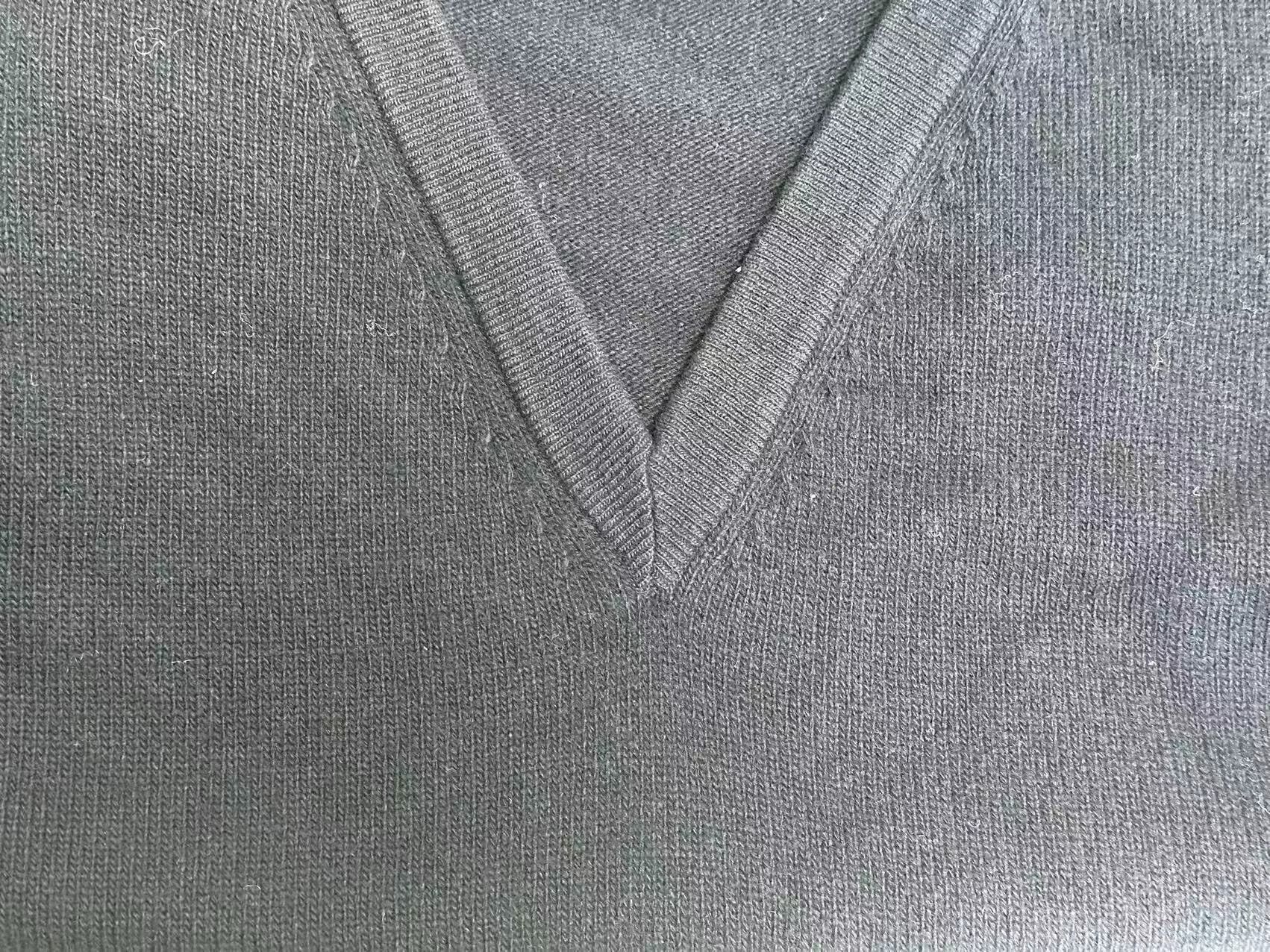 Balenciaga Balenciaga V-Neck Layered Wool Sweater M Size US M / EU 48-50 / 2 - 4 Thumbnail