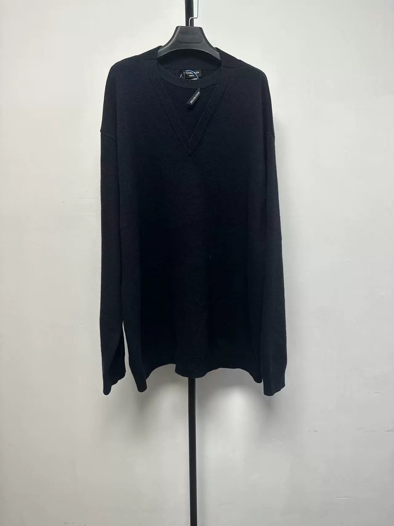 Balenciaga Balenciaga V-Neck Layered Wool Sweater M Size US M / EU 48-50 / 2 - 2 Thumbnail