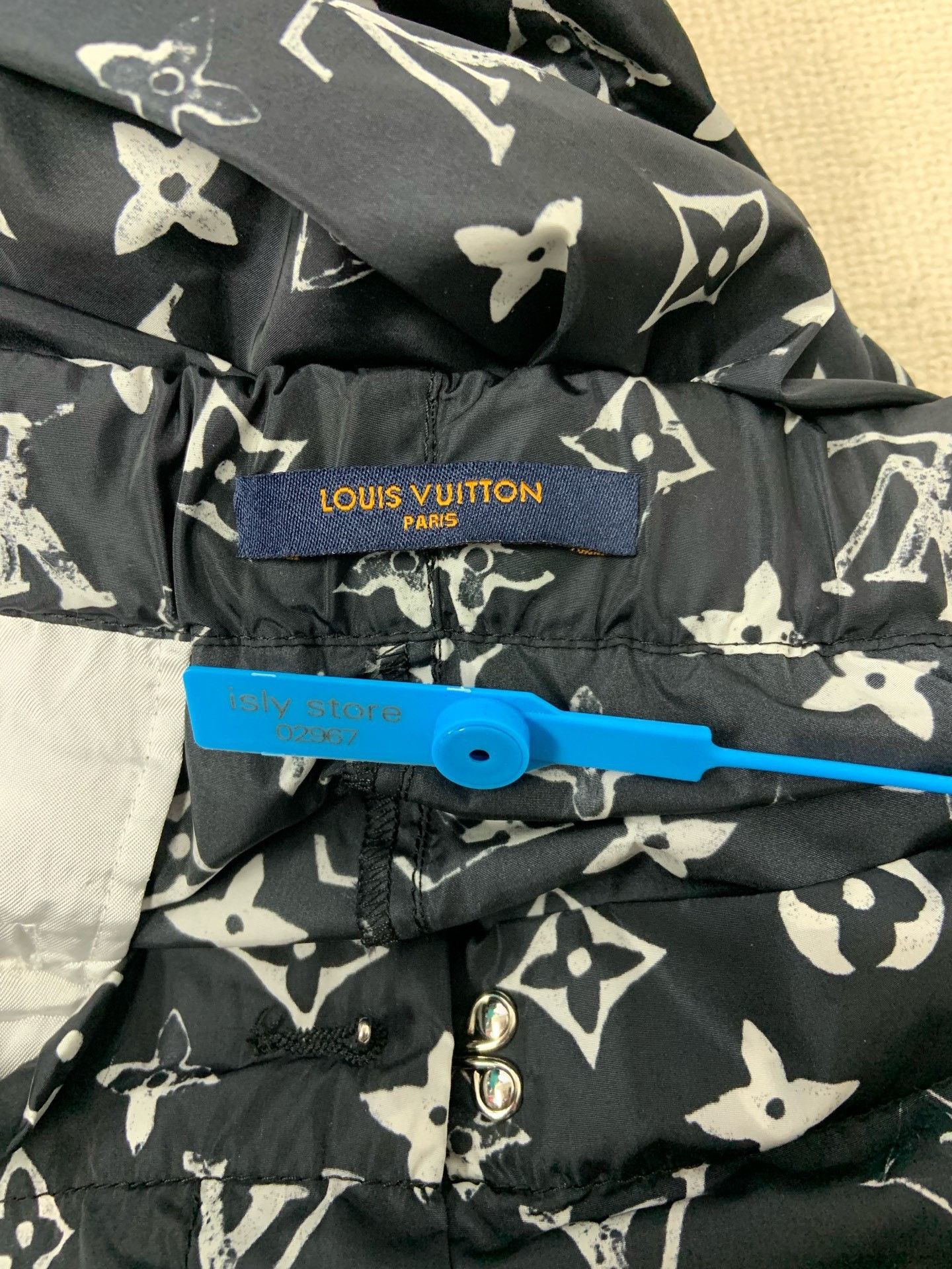 Louis Vuitton Louis Vuitton Stencil Monogram Joggers 28 Size 28" / US 6 / IT 42 - 5 Thumbnail