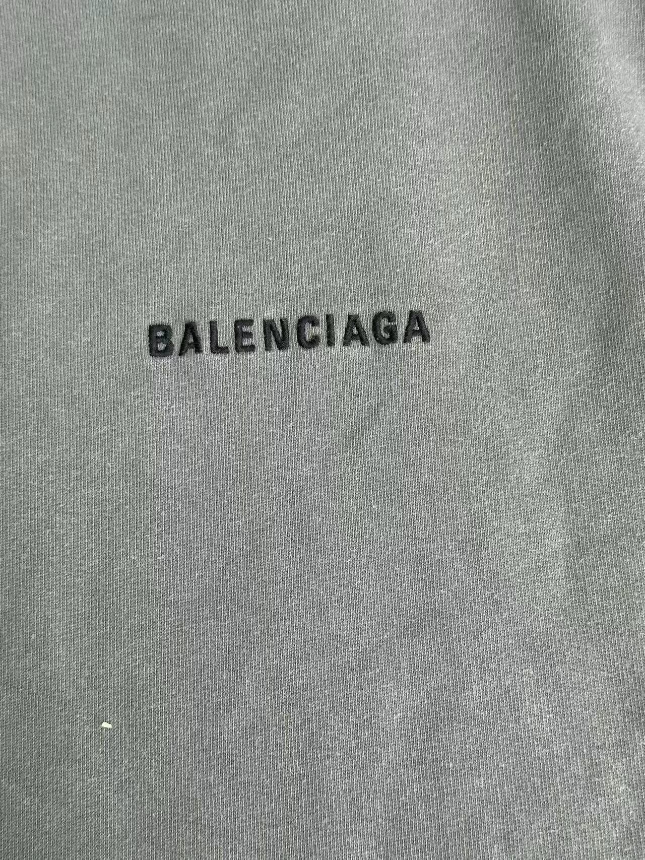 Balenciaga Balenciaga Embroidered Logo Hoodie Size M Size US M / EU 48-50 / 2 - 4 Thumbnail