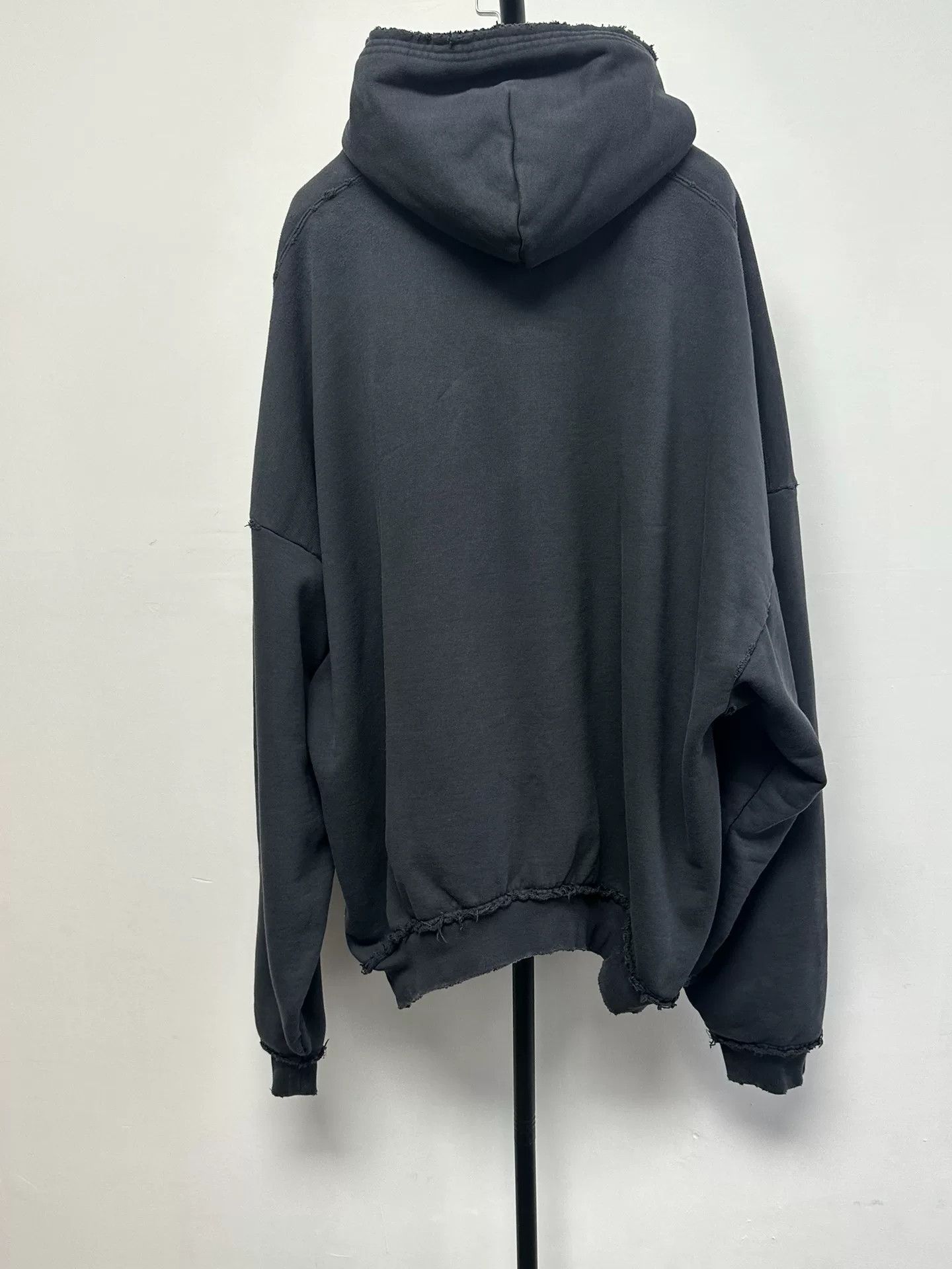 Balenciaga Balenciaga Ciao Bello Distressed Zip Hoodie XS Size US XS / EU 42 / 0 - 3 Thumbnail