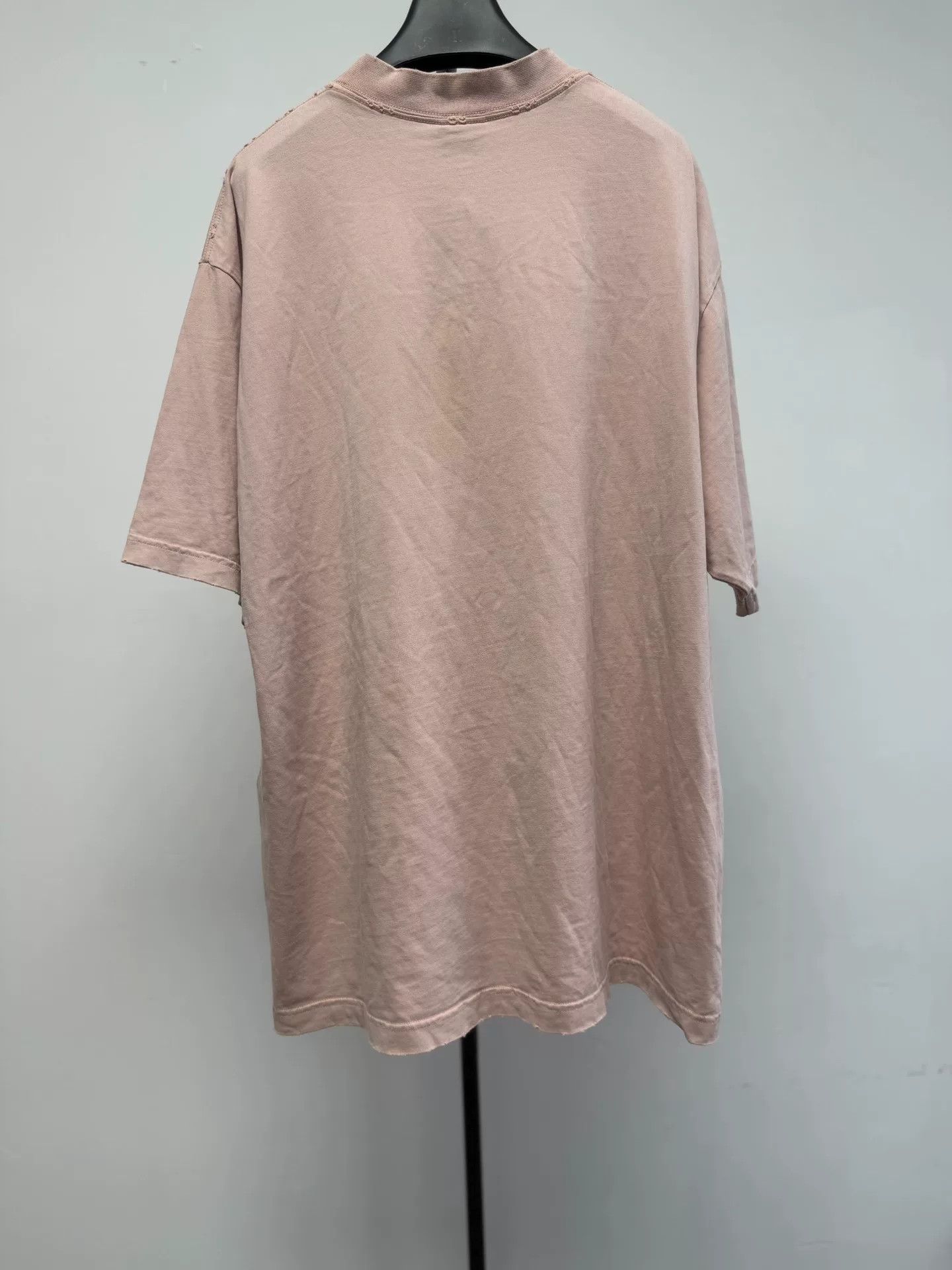 Balenciaga Balenciaga Pink Mirrored Logo T-Shirt M Size US M / EU 48-50 / 2 - 3 Thumbnail