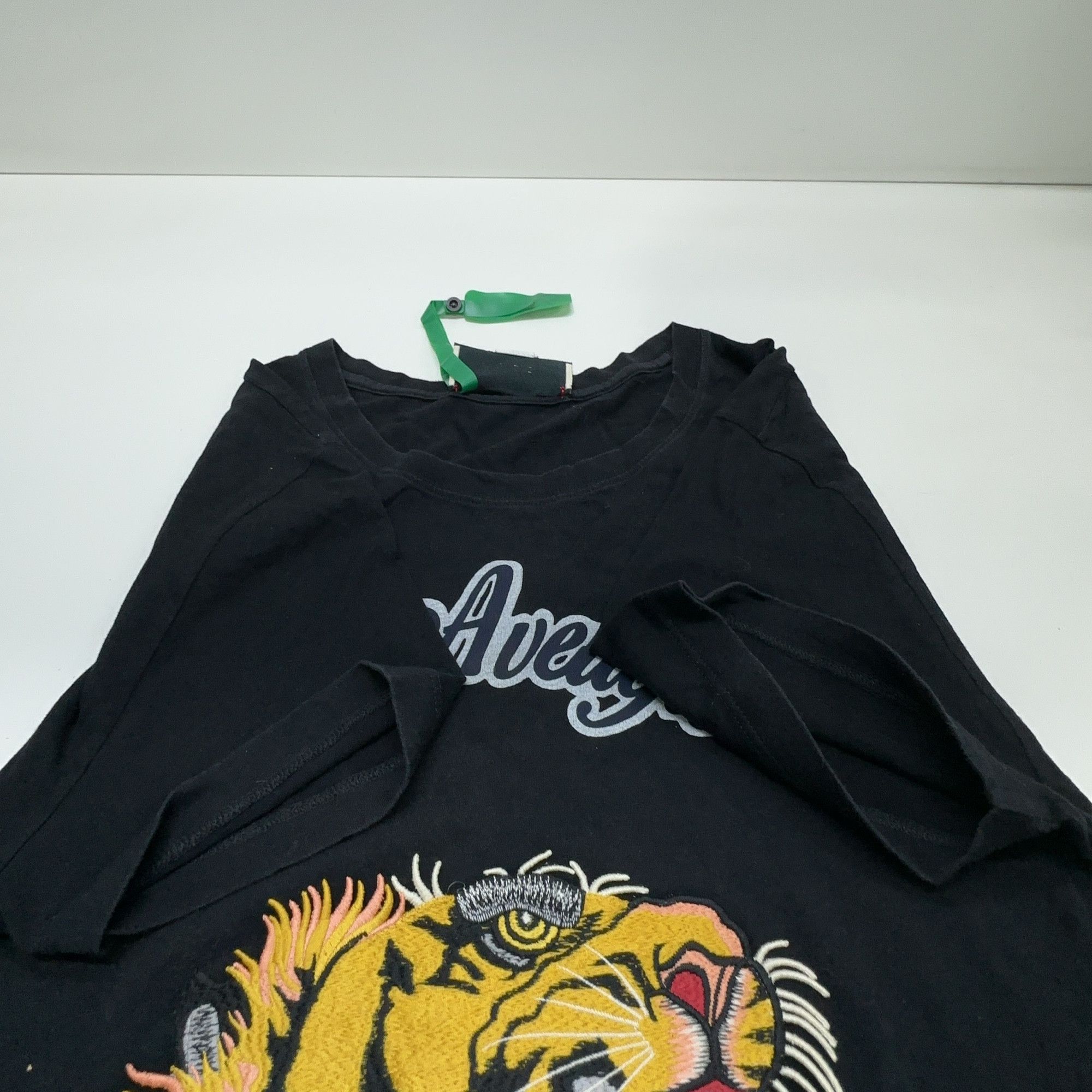 Gucci Gucci Tiger Embroidered T-Shirt XS Size US XS / EU 42 / 0 - 11 Thumbnail