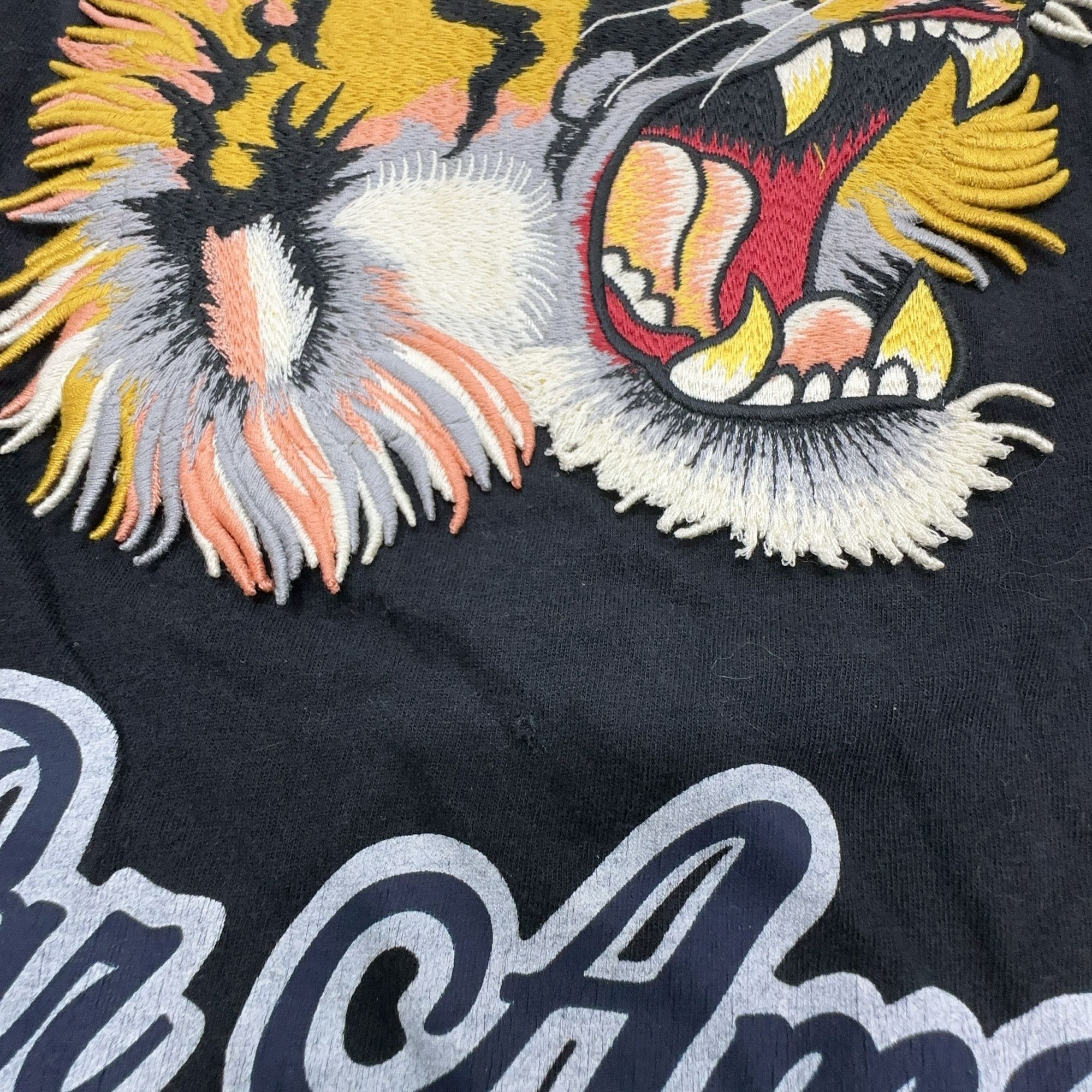 Gucci Gucci Tiger Embroidered T-Shirt XS Size US XS / EU 42 / 0 - 14 Thumbnail