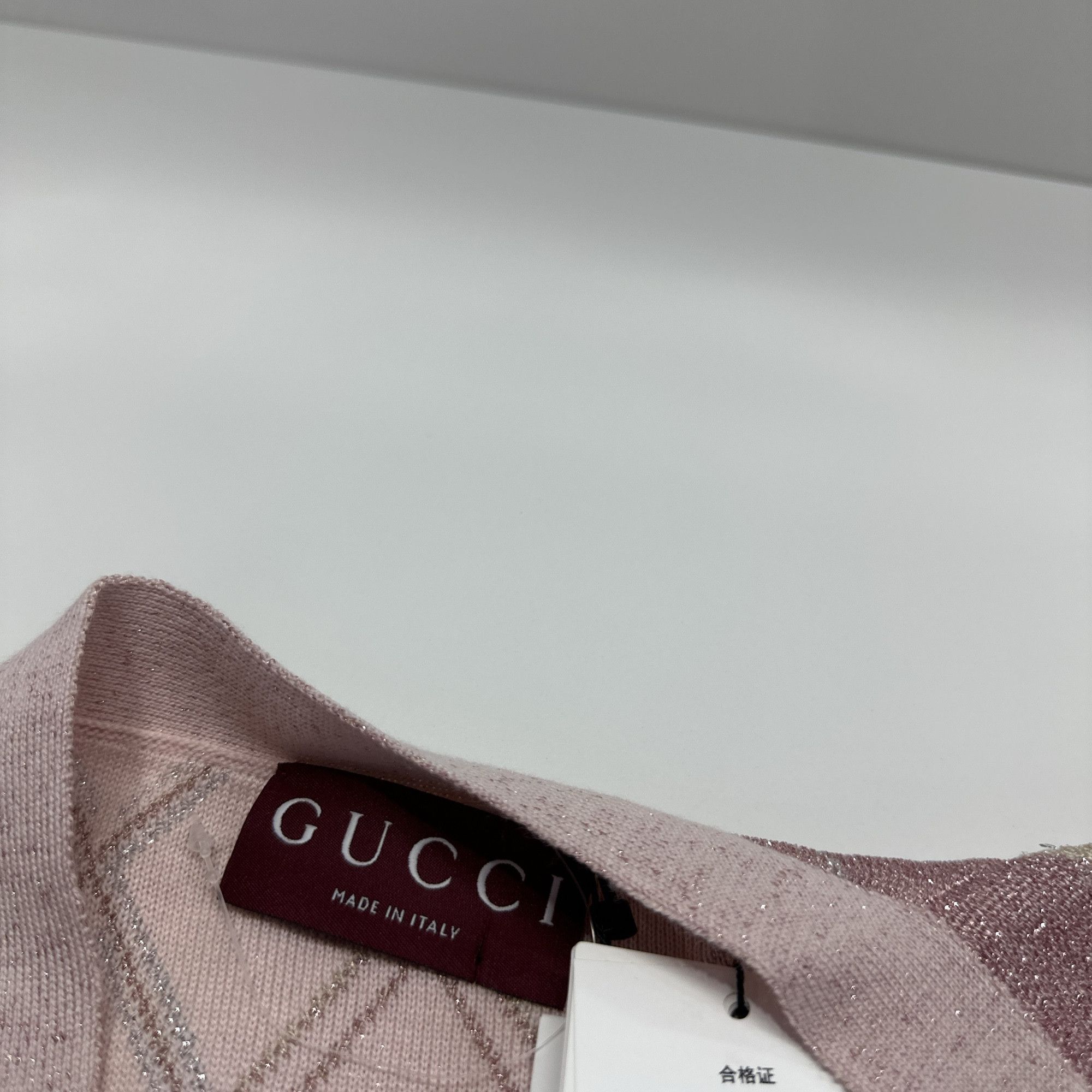 Gucci Gucci Pink Argyle V-Neck Cardigan Size M Size M / US 6-8 / IT 42-44 - 3 Thumbnail