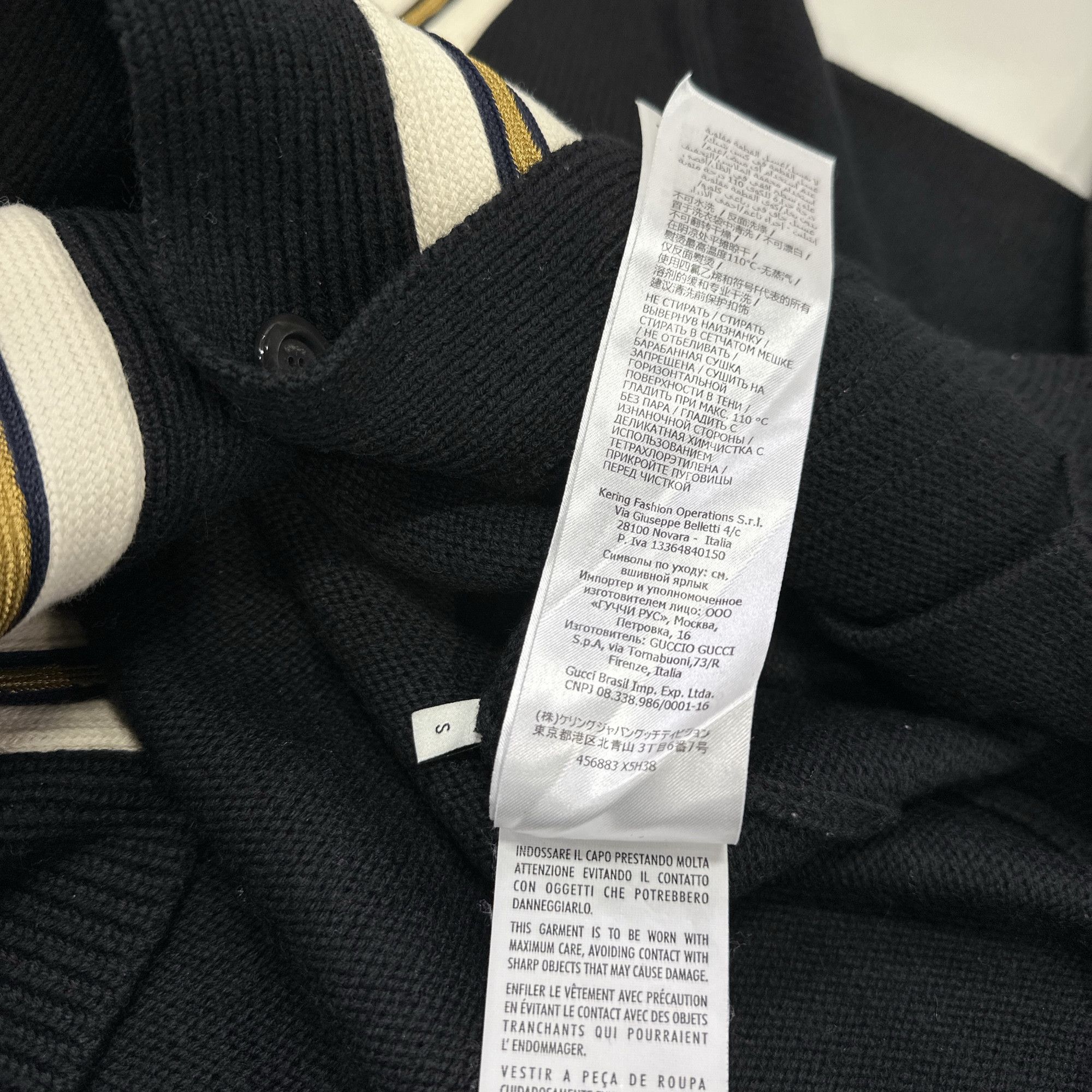 Gucci Gucci Bee Patch Wool Cardigan Size S Size US S / EU 44-46 / 1 - 5 Thumbnail