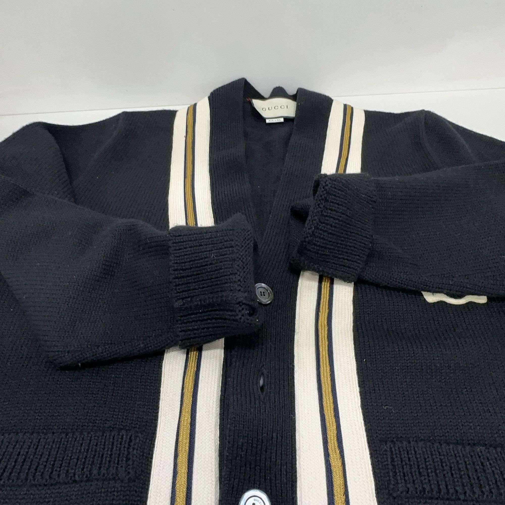 Gucci Gucci Bee Patch Wool Cardigan Size S Size US S / EU 44-46 / 1 - 9 Thumbnail