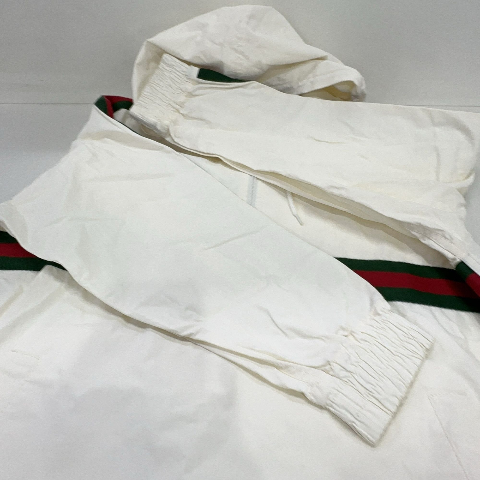 Gucci Gucci Logo Stripe Half-Zip Hooded Windbreaker Size 46 Size US S / EU 44-46 / 1 - 11 Thumbnail